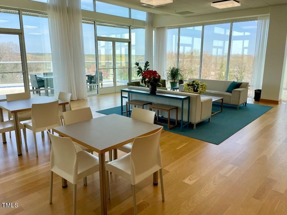 601 W Rosemary Street Unit: 604