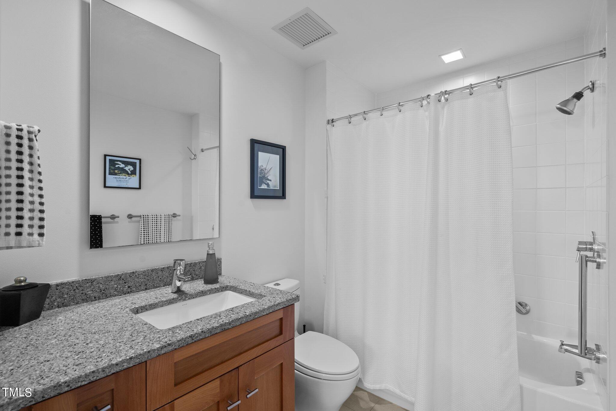 601 W Rosemary Street Unit: 604