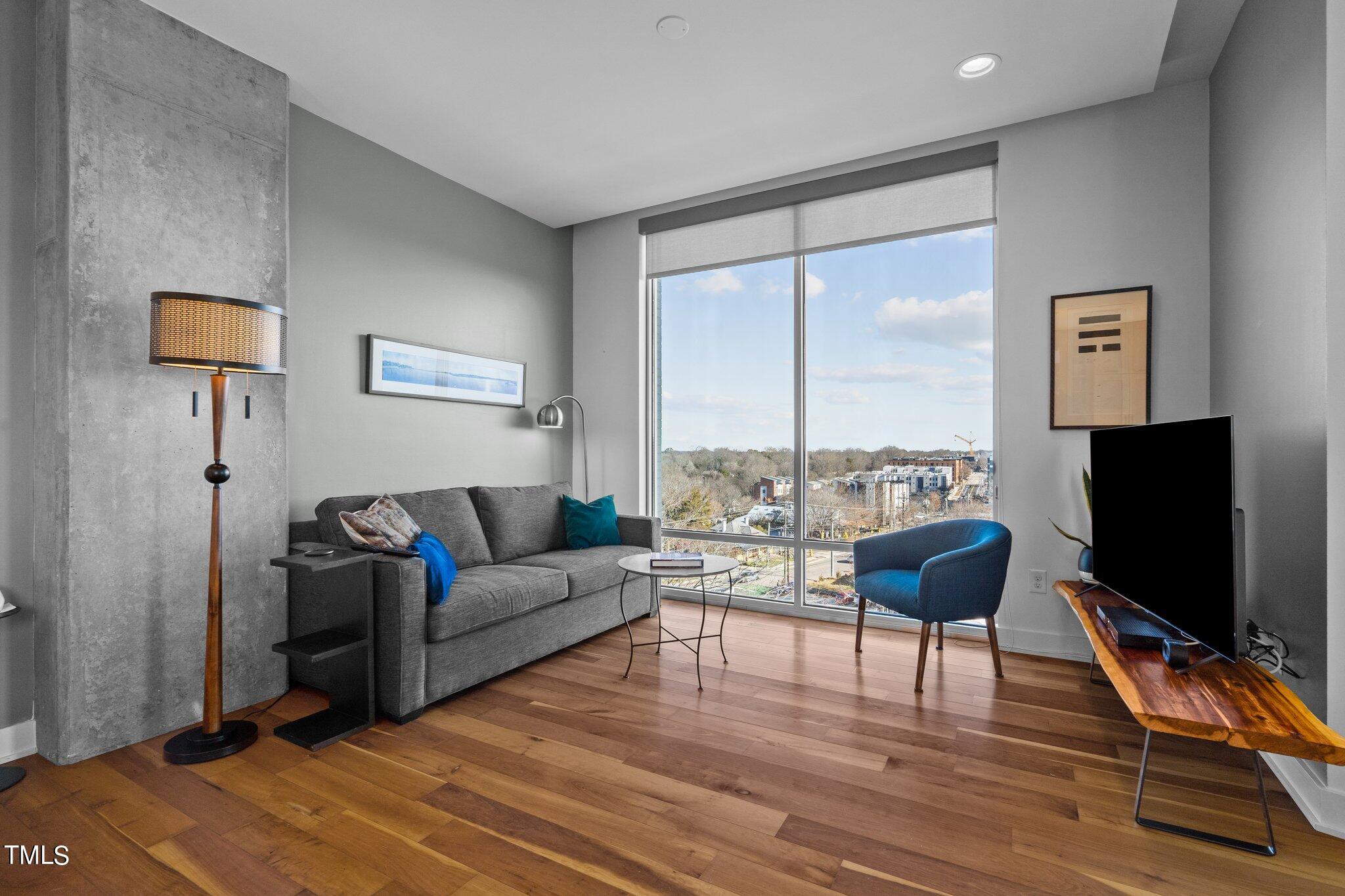 601 W Rosemary Street Unit: 604