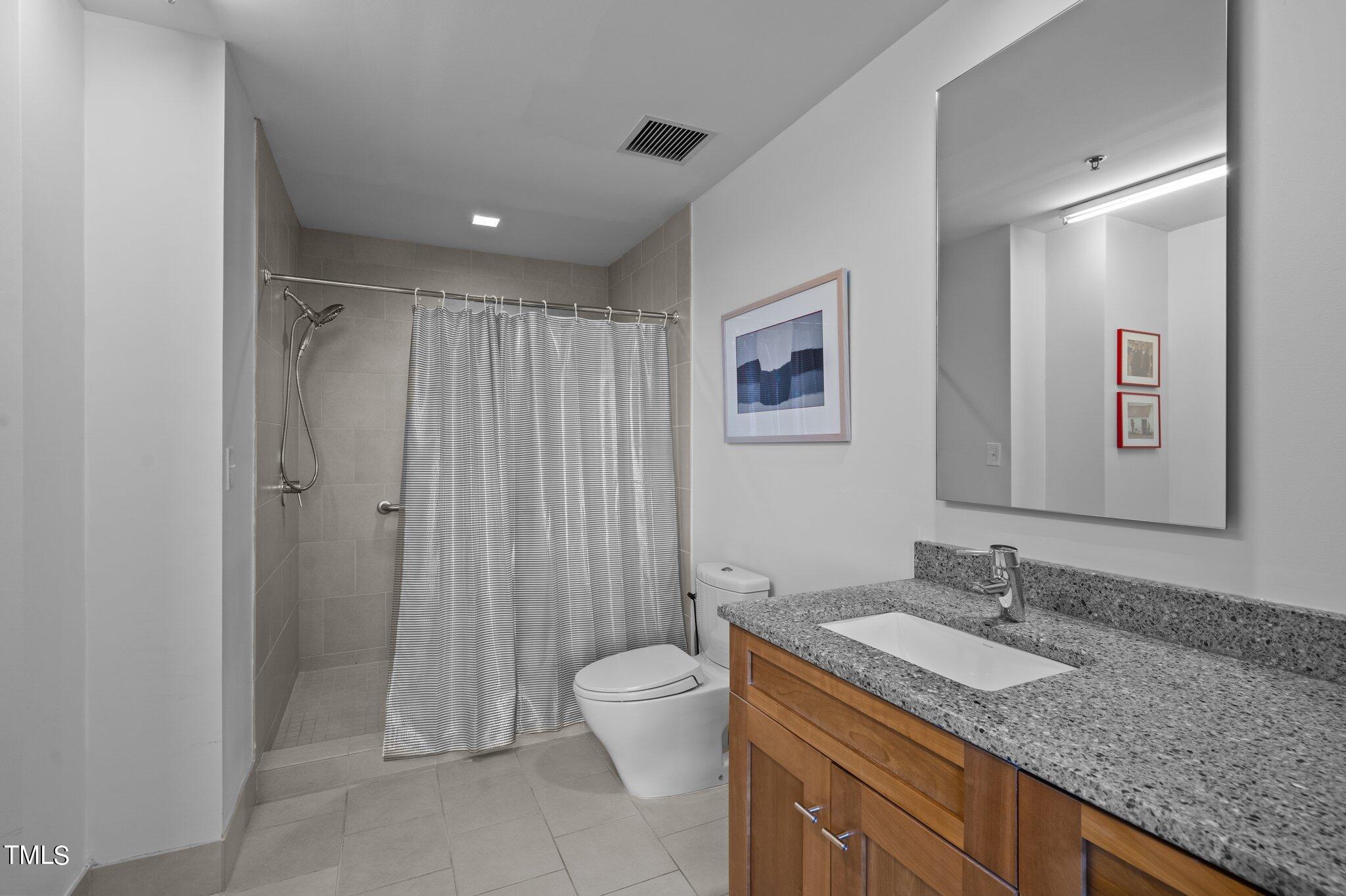 601 W Rosemary Street Unit: 604