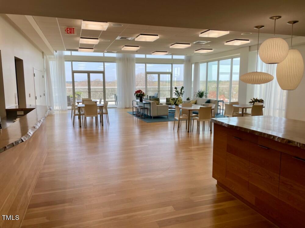 601 W Rosemary Street Unit: 604