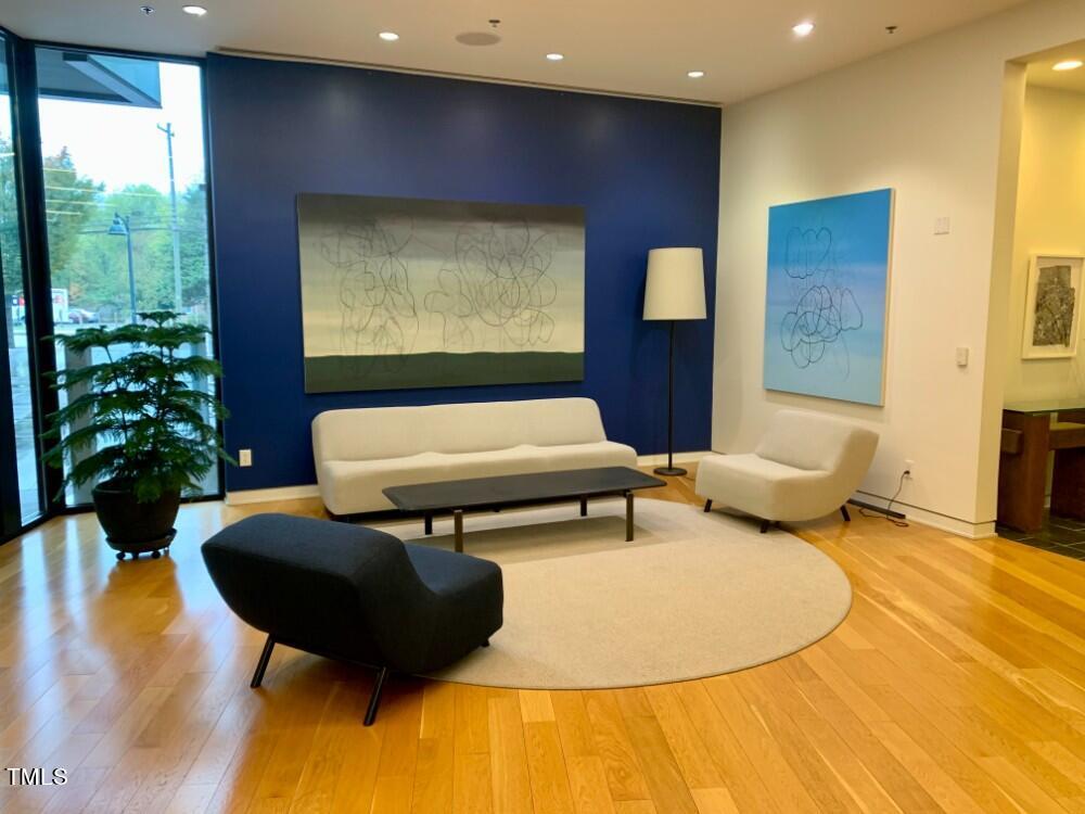 601 W Rosemary Street Unit: 604