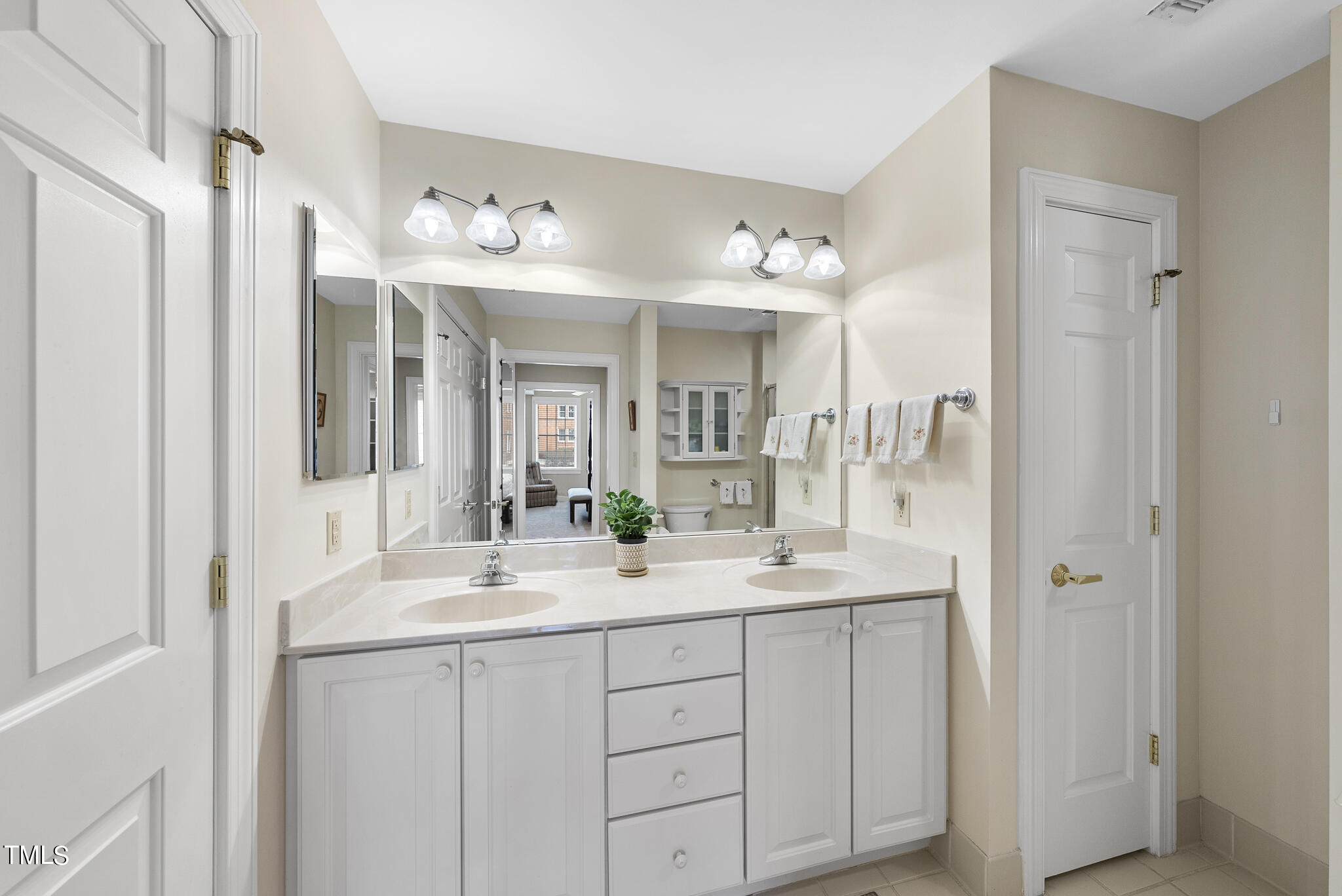429 Cedar Club Circle