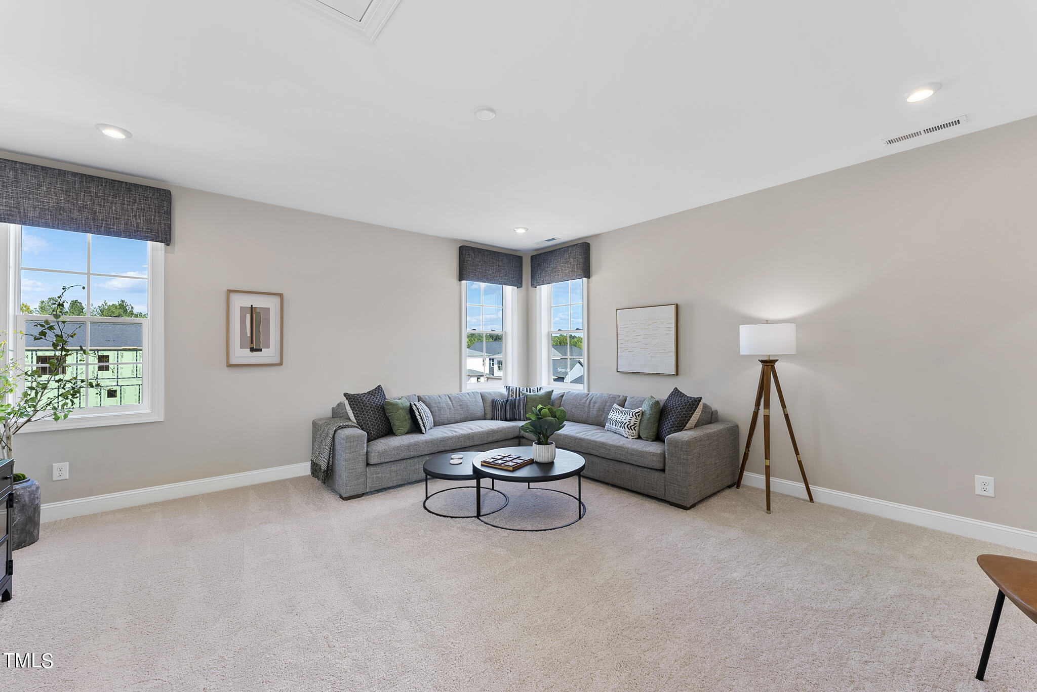 12 Rosedale Way