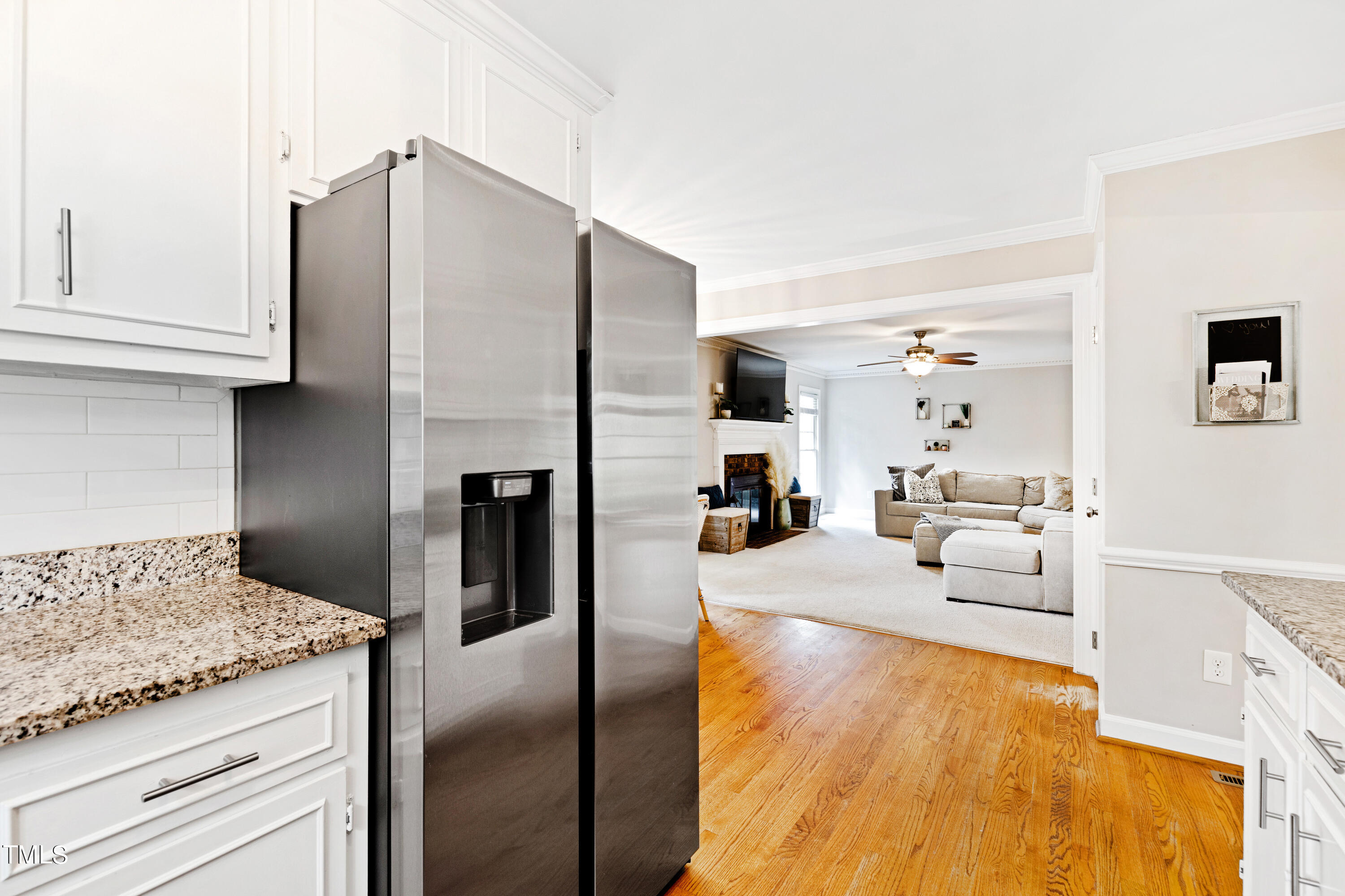 3 Abingdon Way