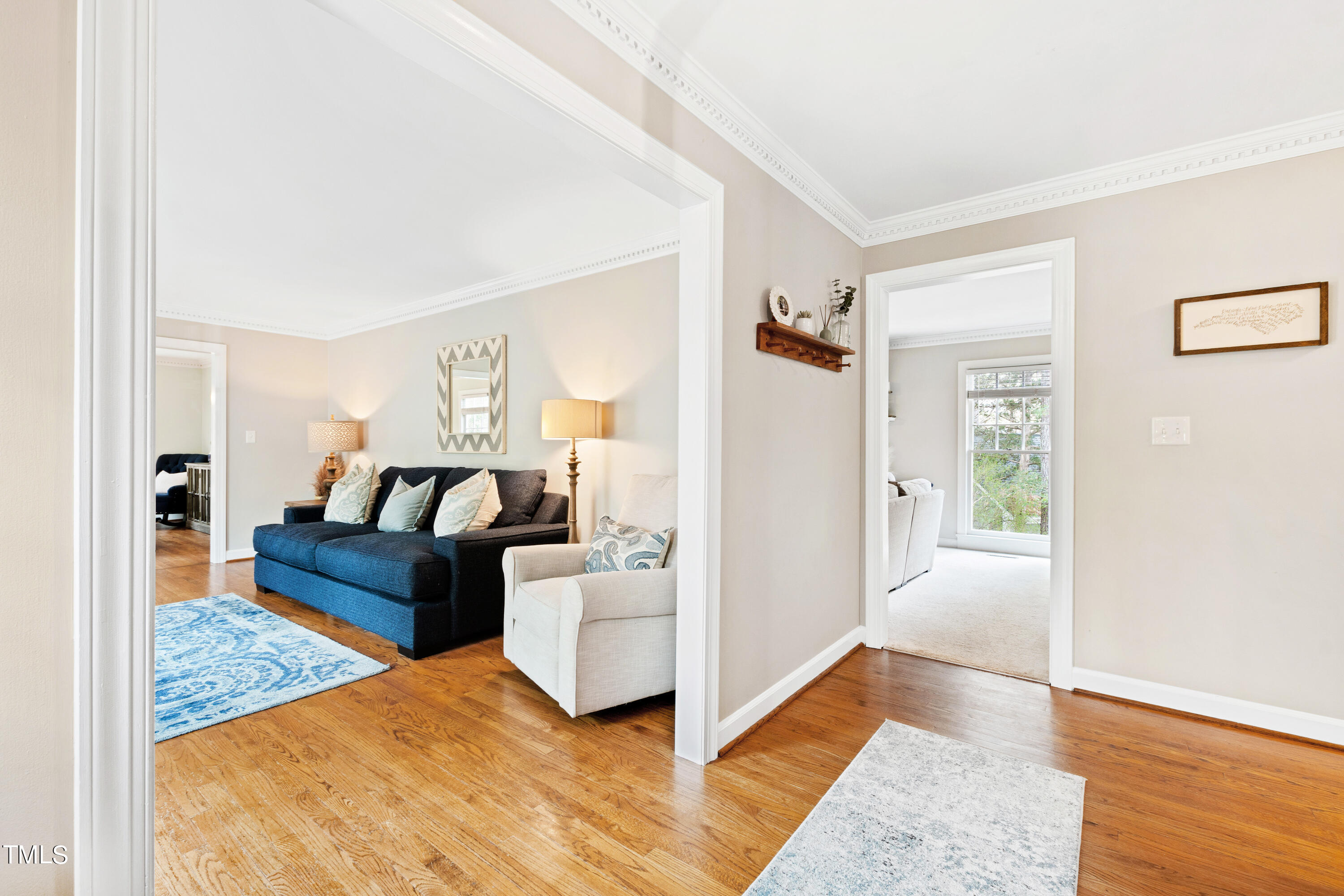3 Abingdon Way