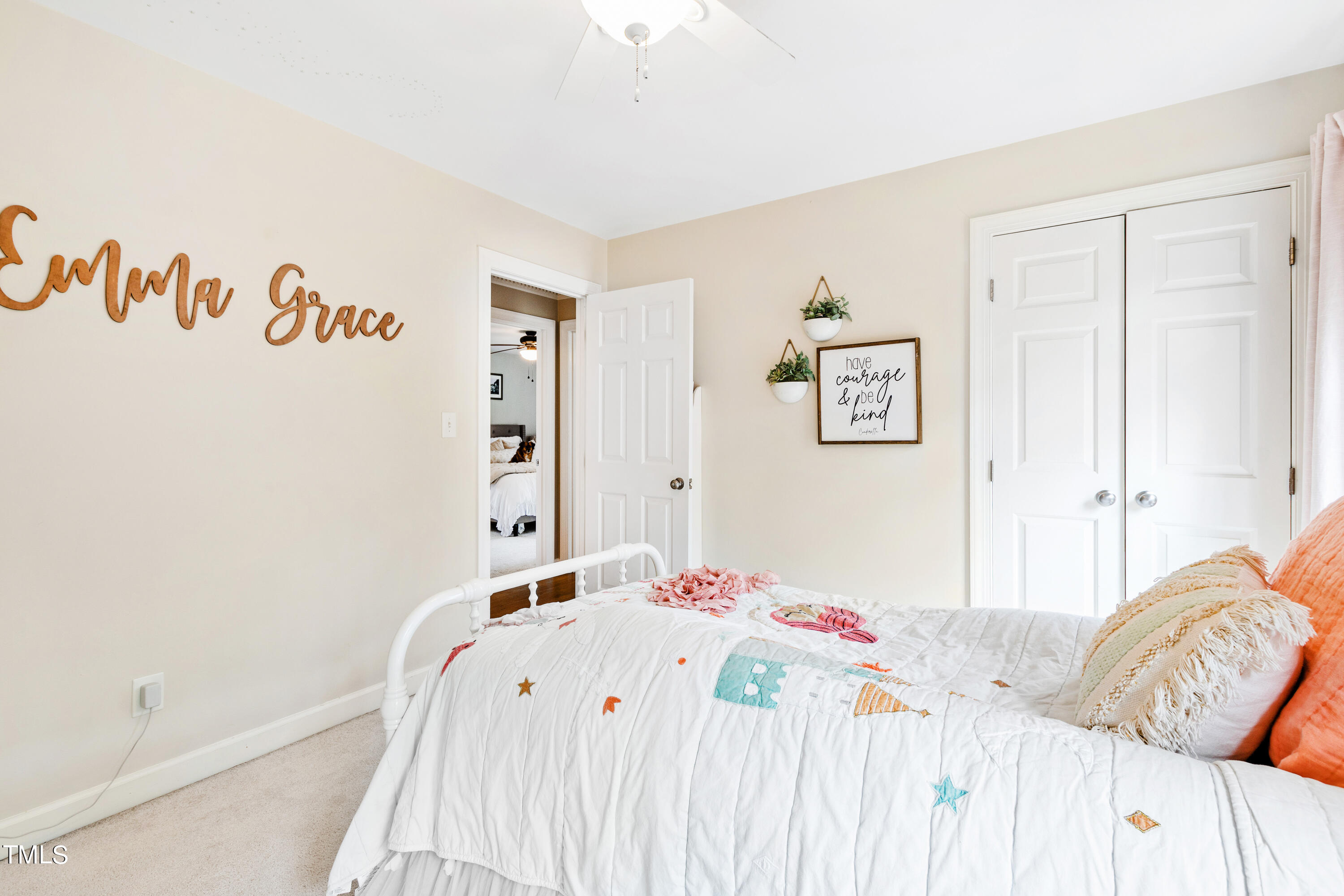 3 Abingdon Way