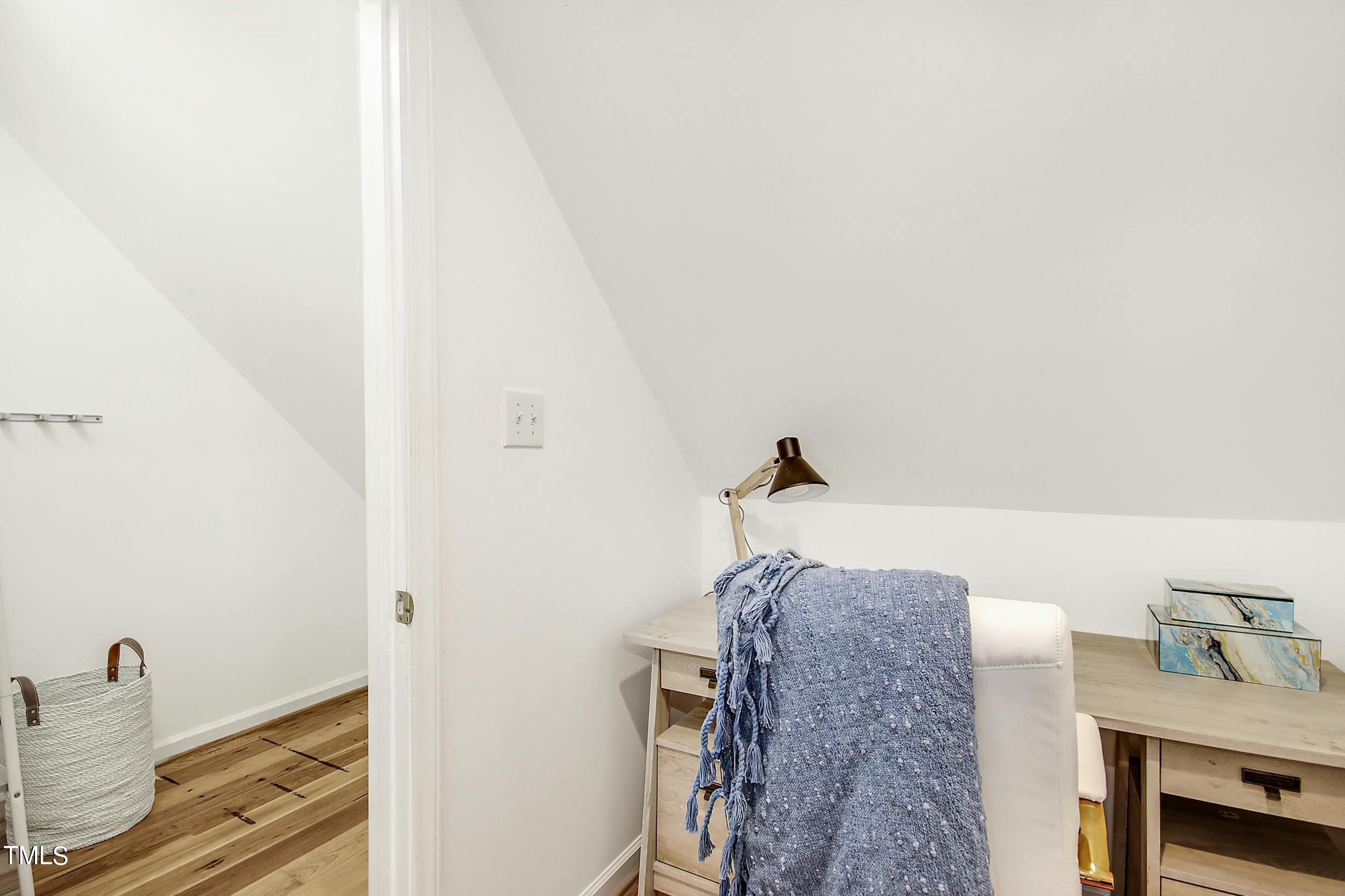 108 Persimmon Hill Road