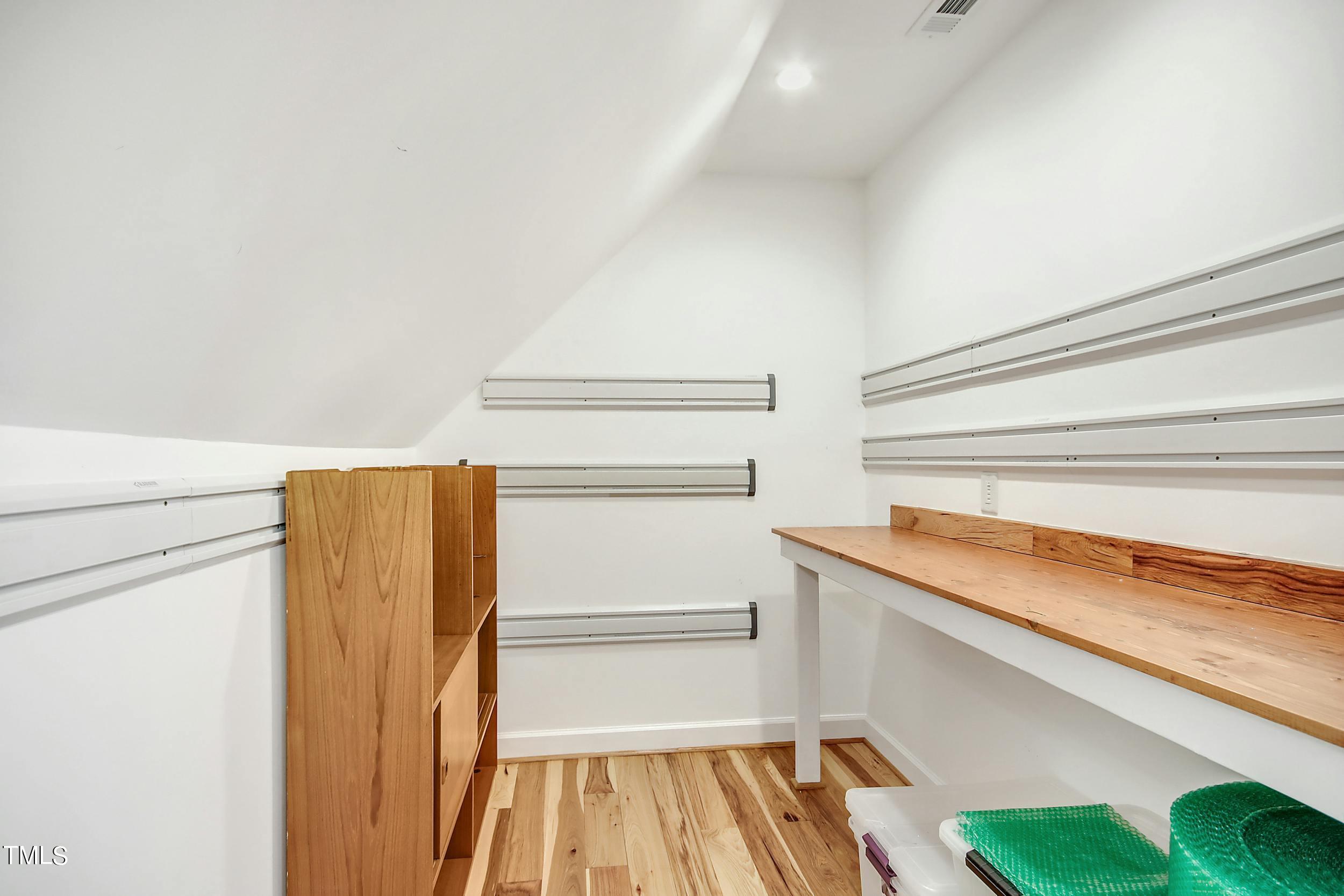 108 Persimmon Hill Road