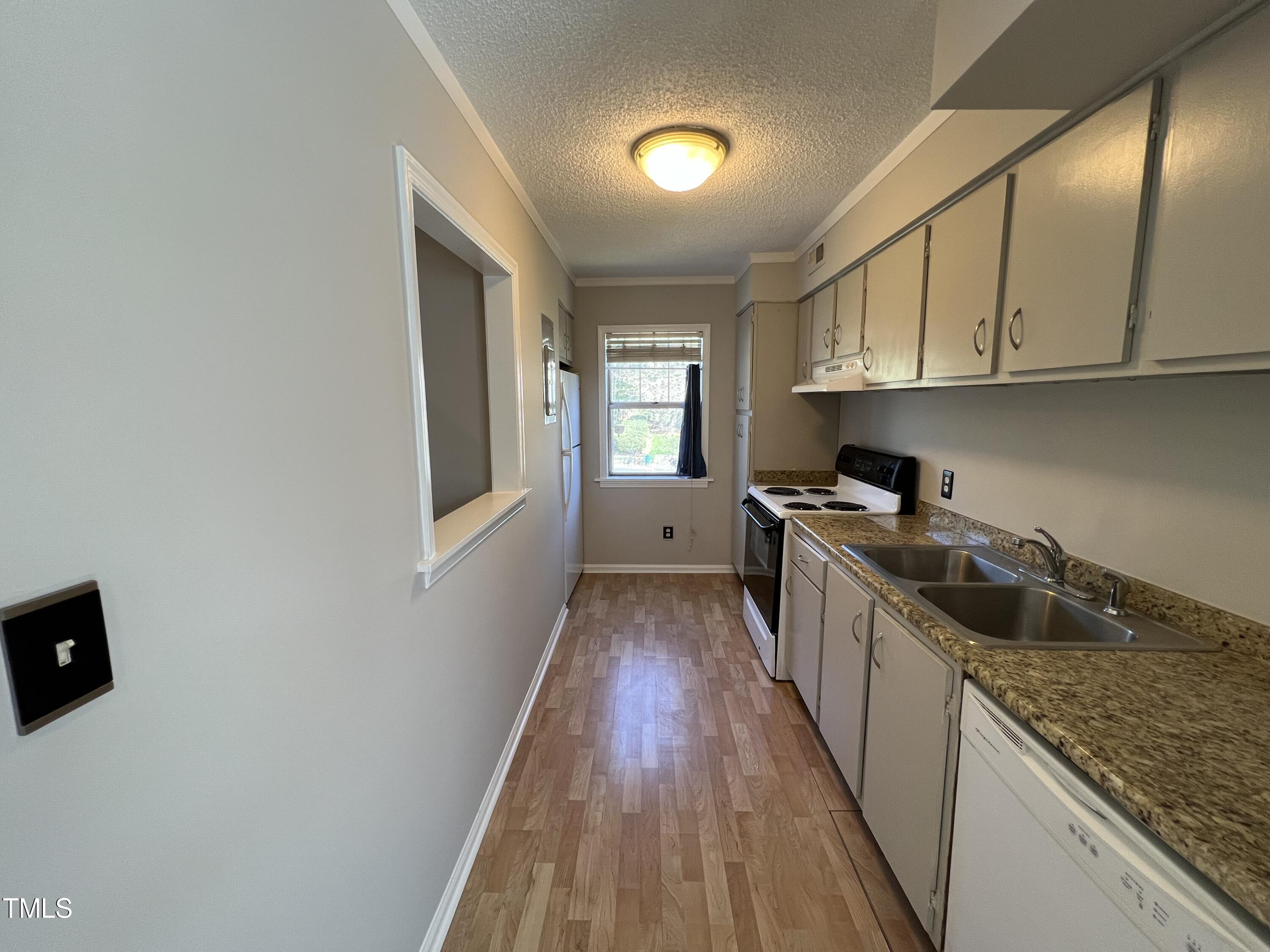 129 Schultz Street