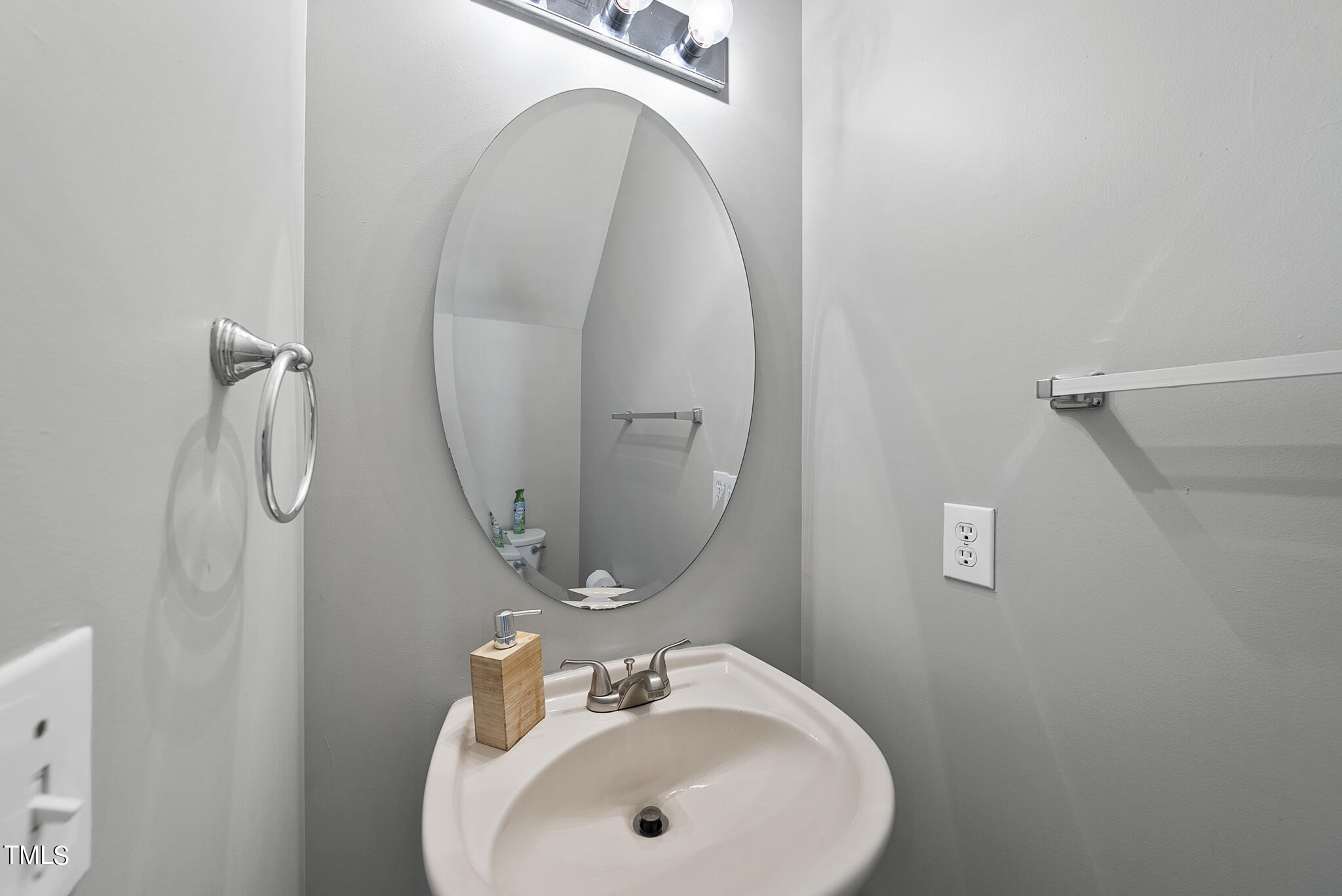 2117 Cedar Grove Drive