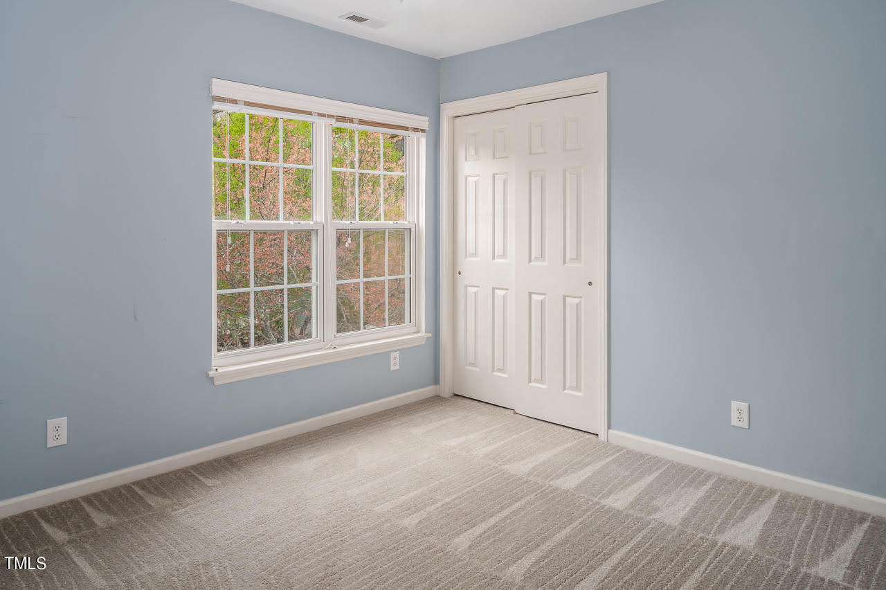 1112 Sophomore Court