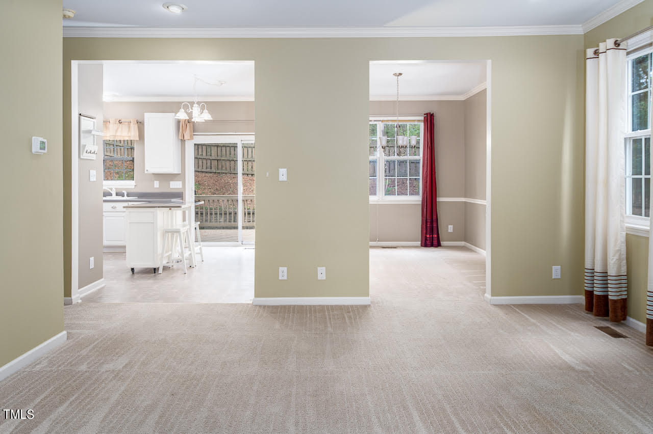 1112 Sophomore Court