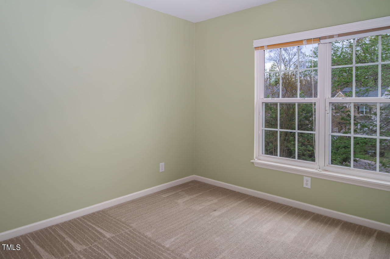 1112 Sophomore Court