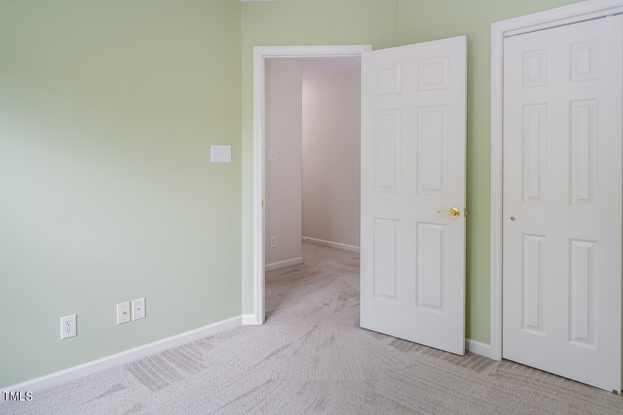 1112 Sophomore Court