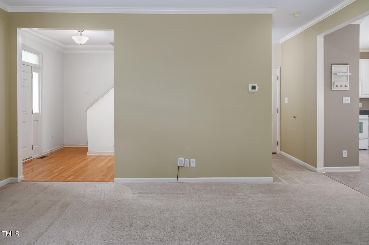 1112 Sophomore Court