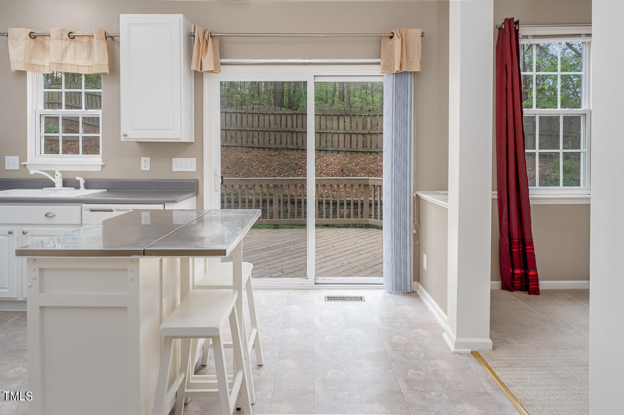 1112 Sophomore Court