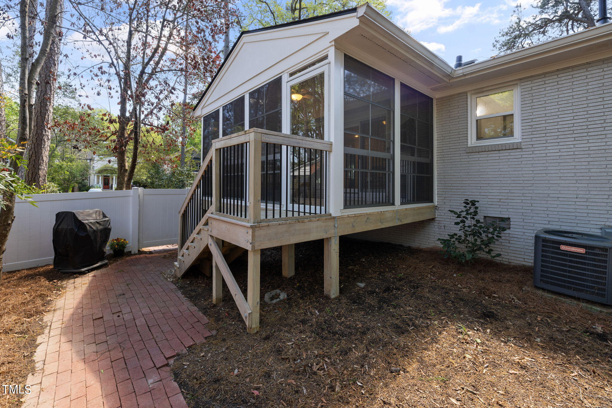 3300 Hall Place