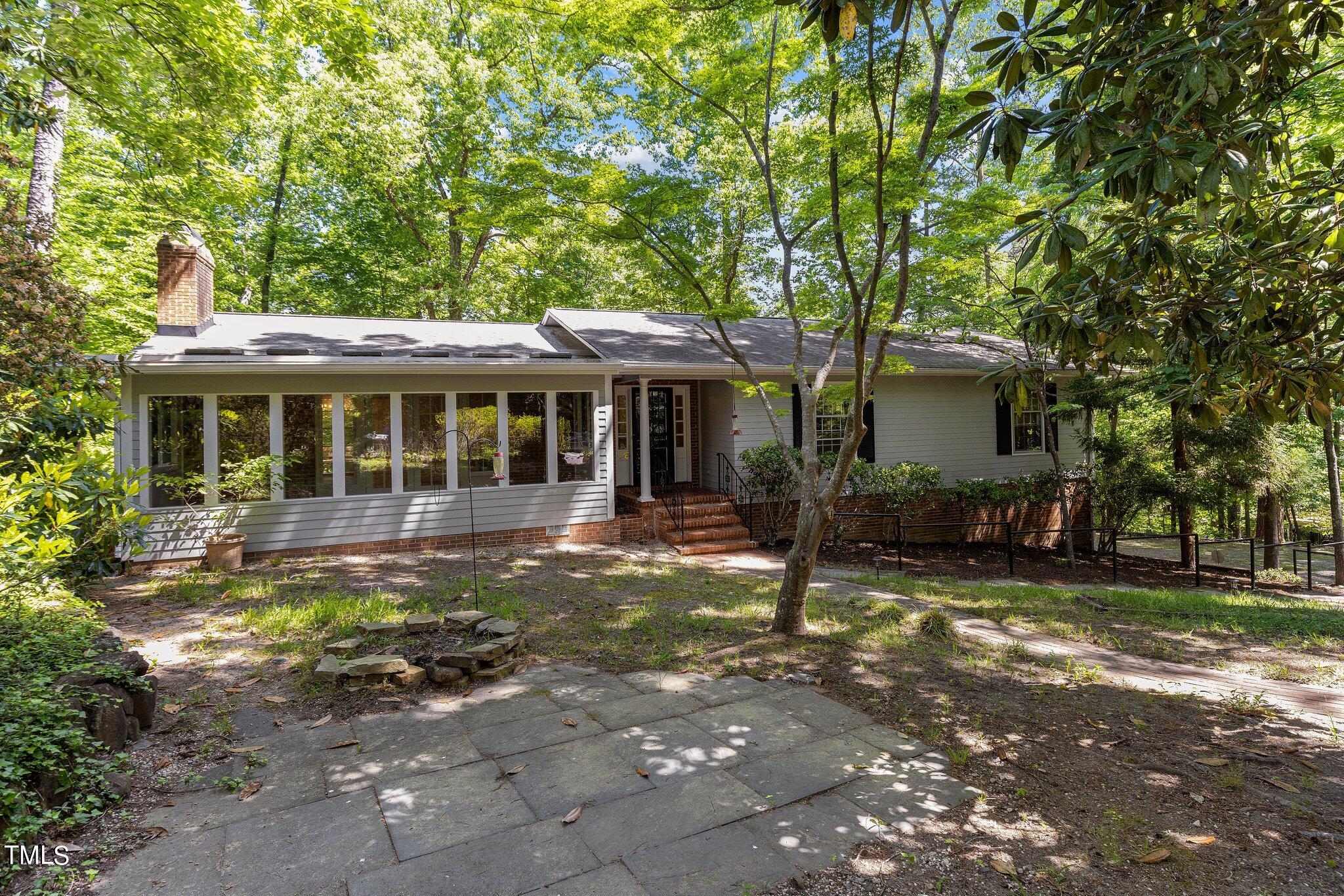 406 N Elliott Road