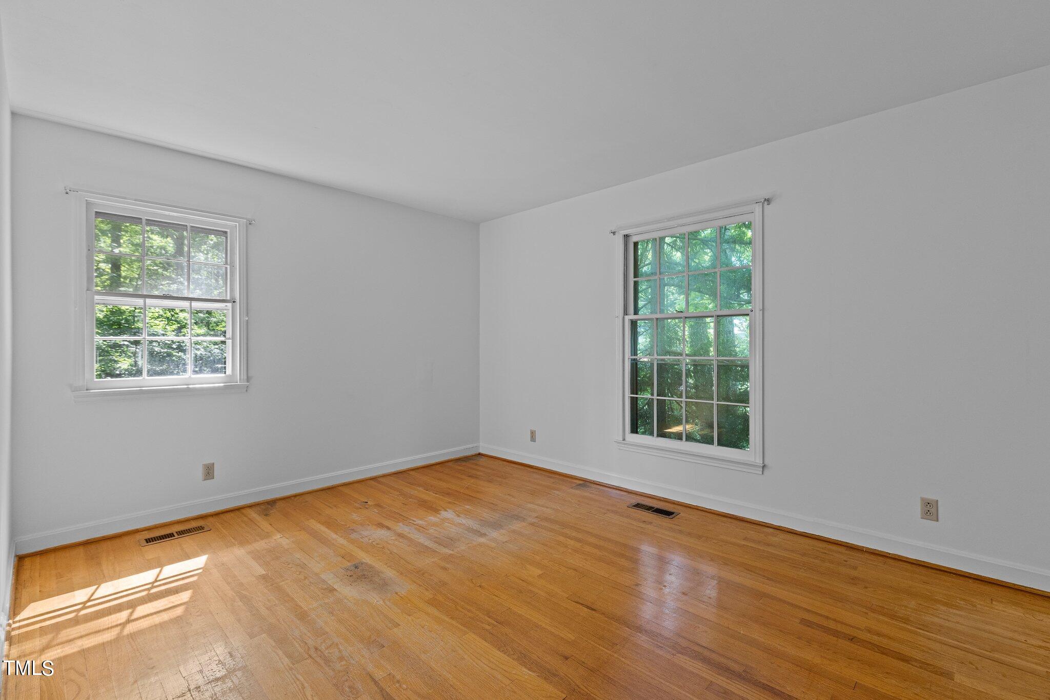 406 N Elliott Road