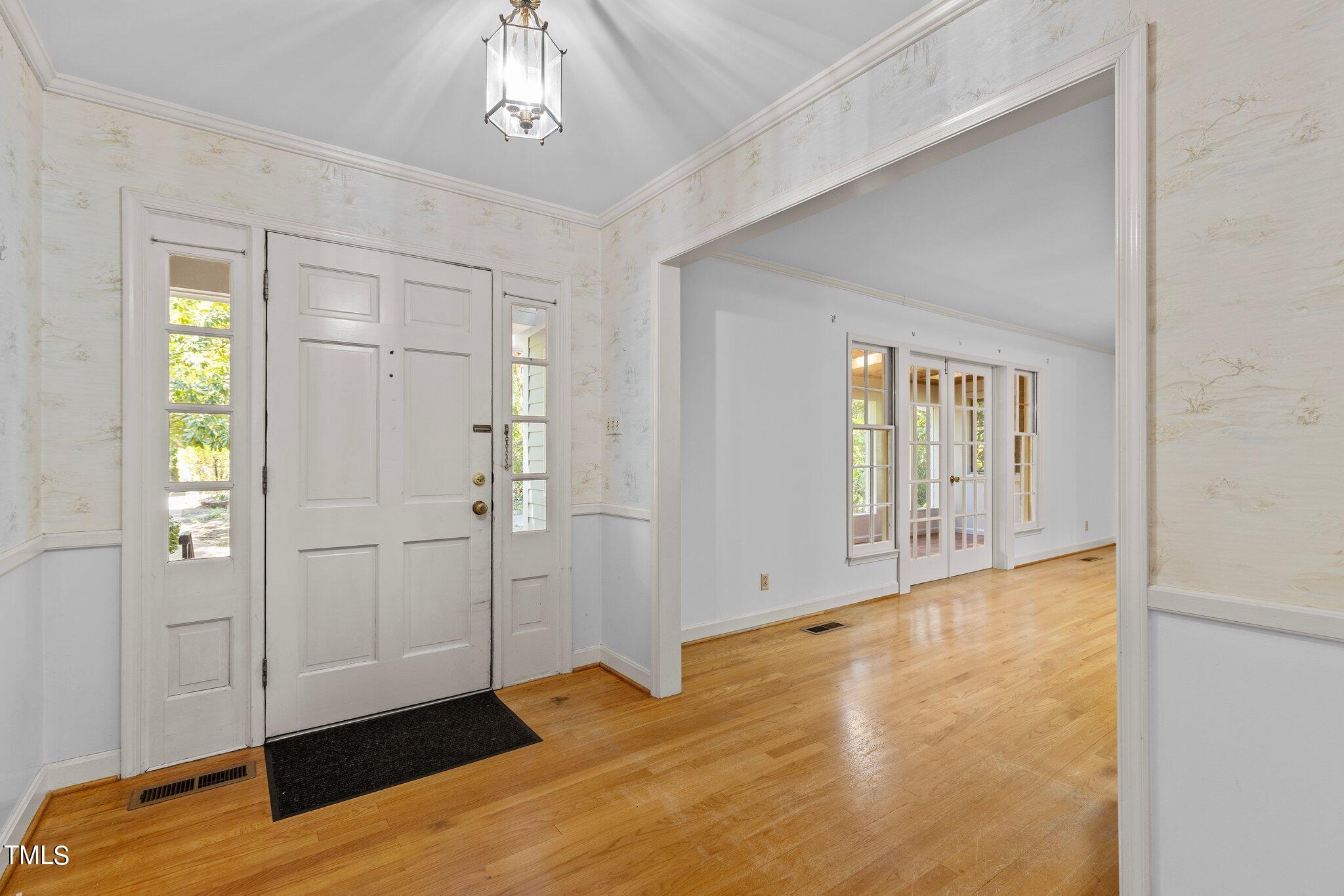 406 N Elliott Road