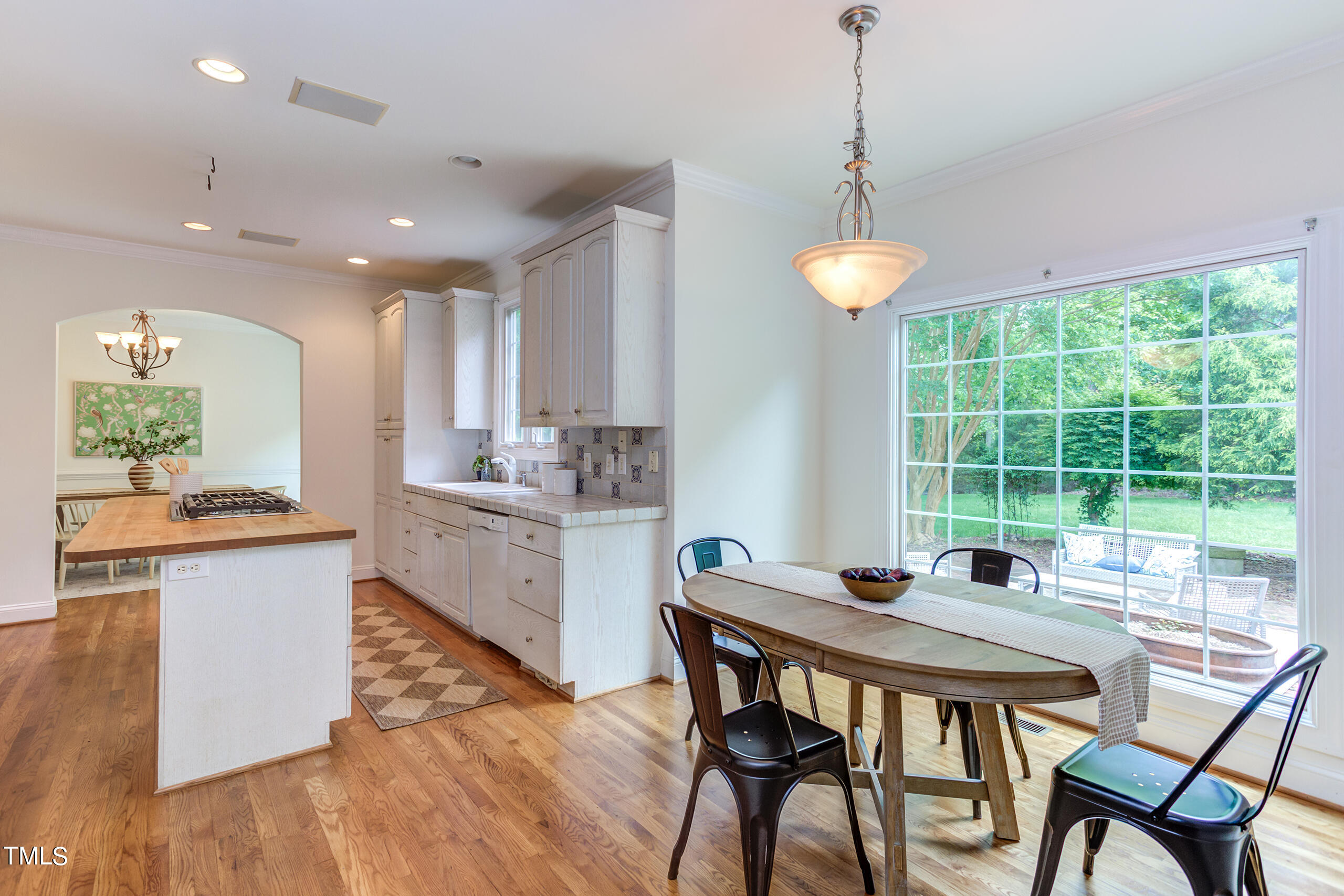1005 Woodlot Ridge Road
