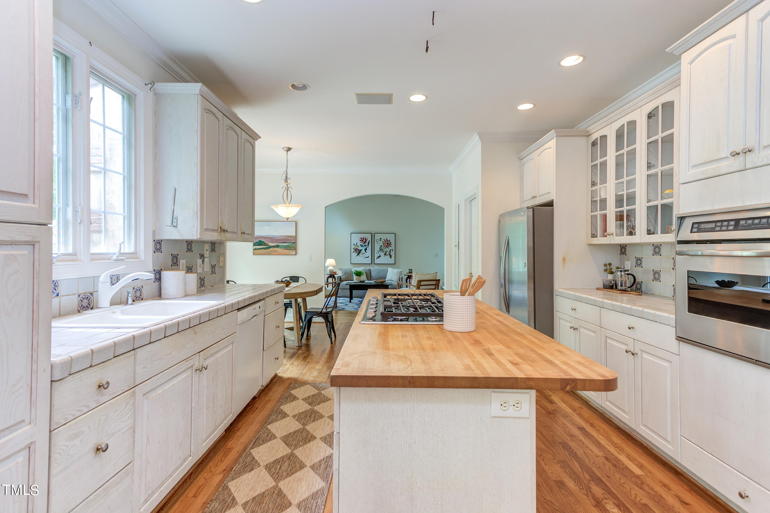 1005 Woodlot Ridge Road