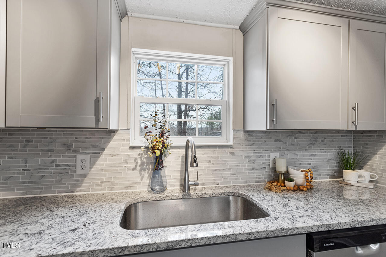 2208 Pleasant Brook Way