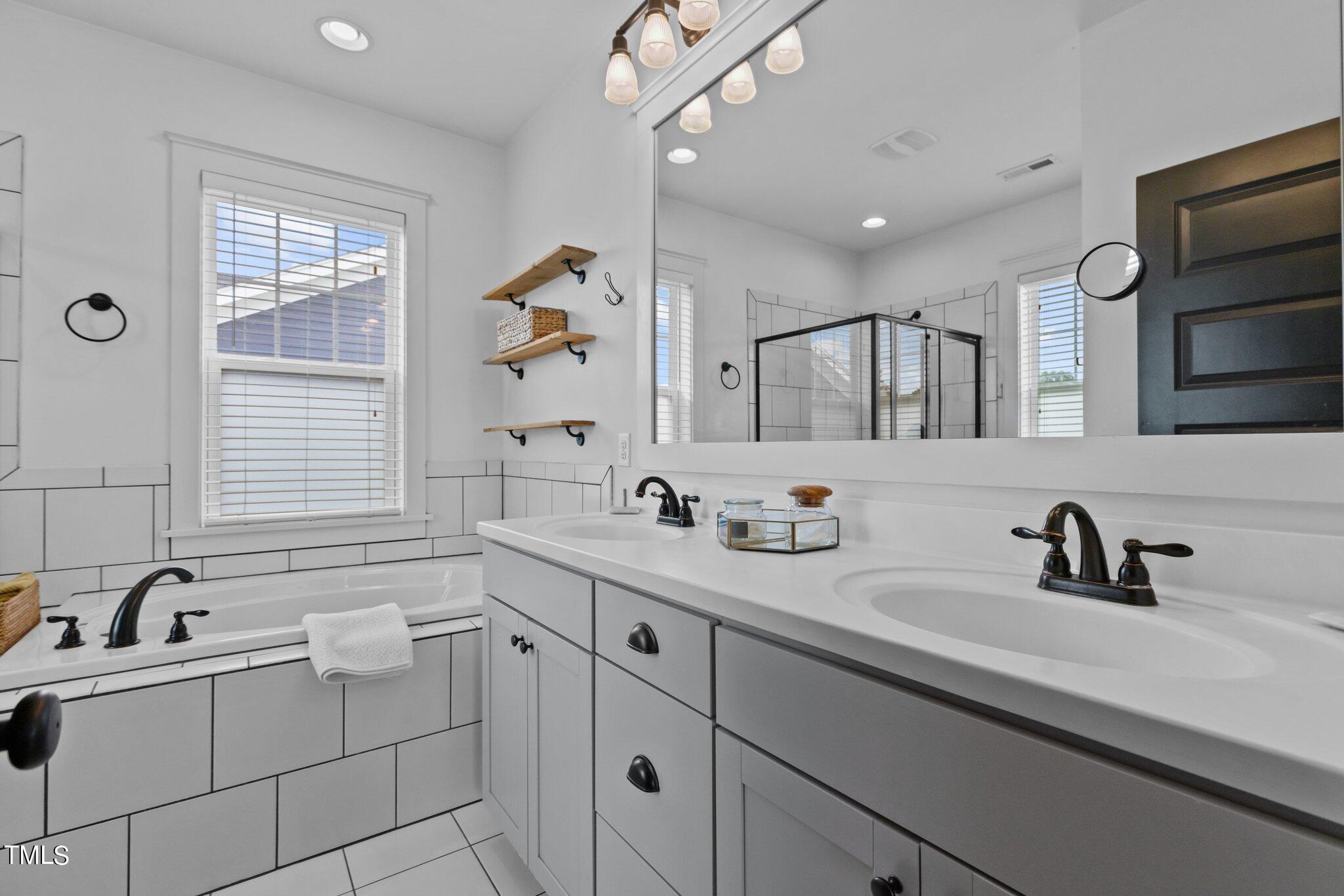 1225 Quincy Cottage Rd