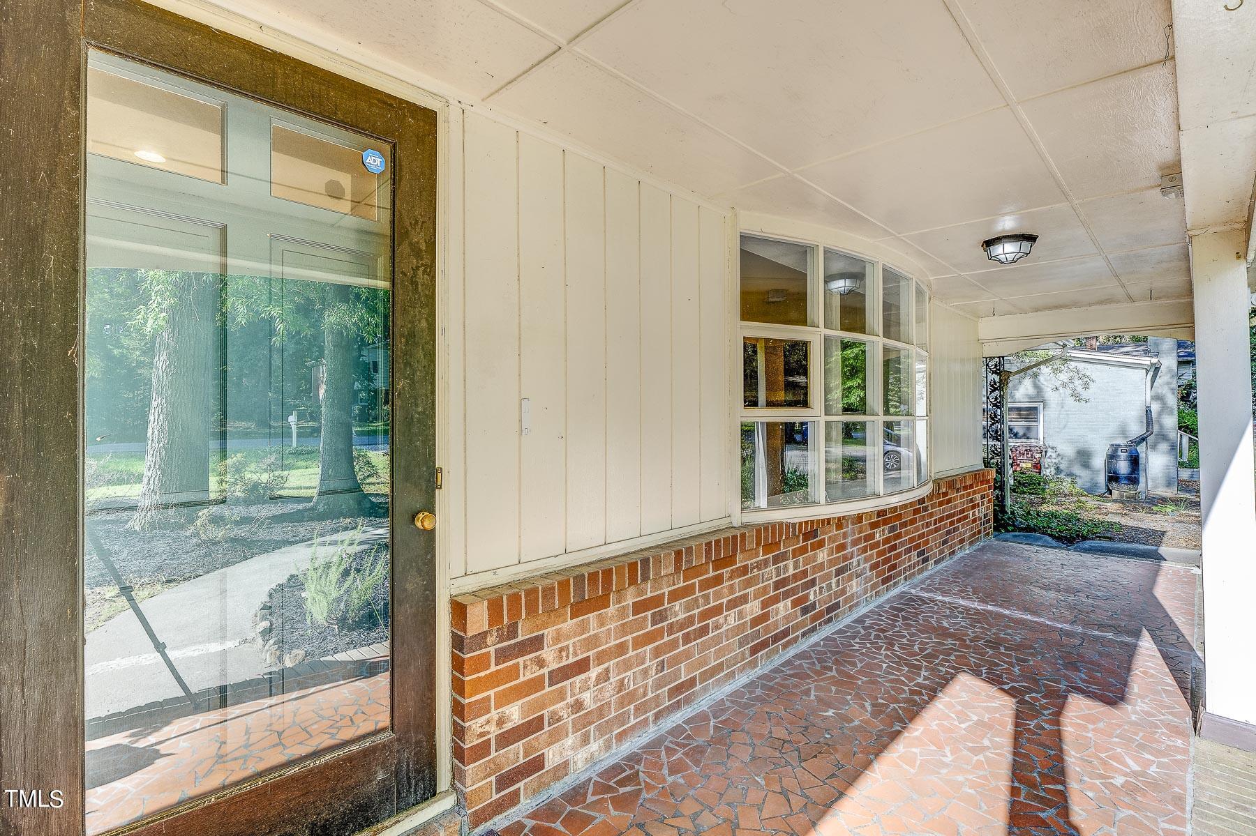 719 Newsom Street