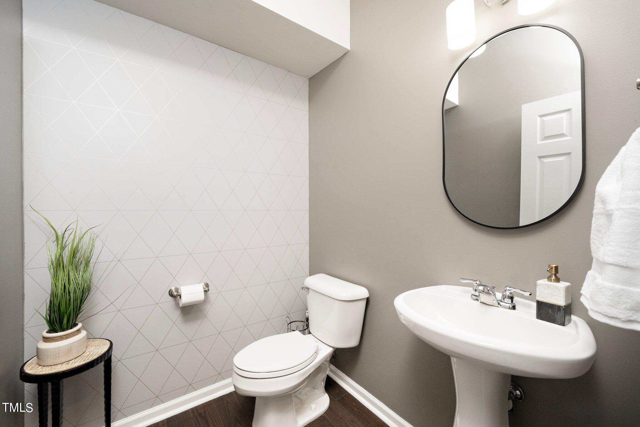 2617 Laurelcherry Street