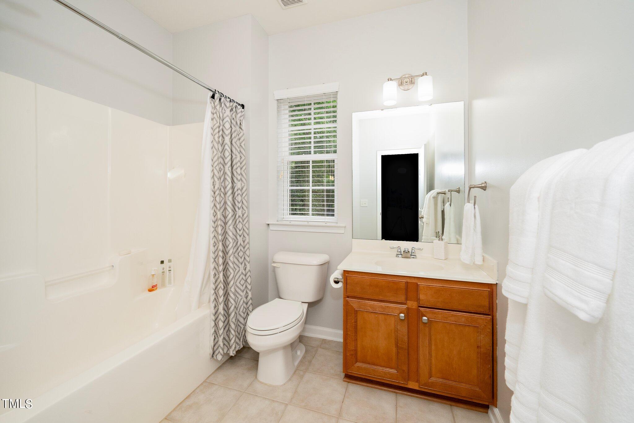 2617 Laurelcherry Street