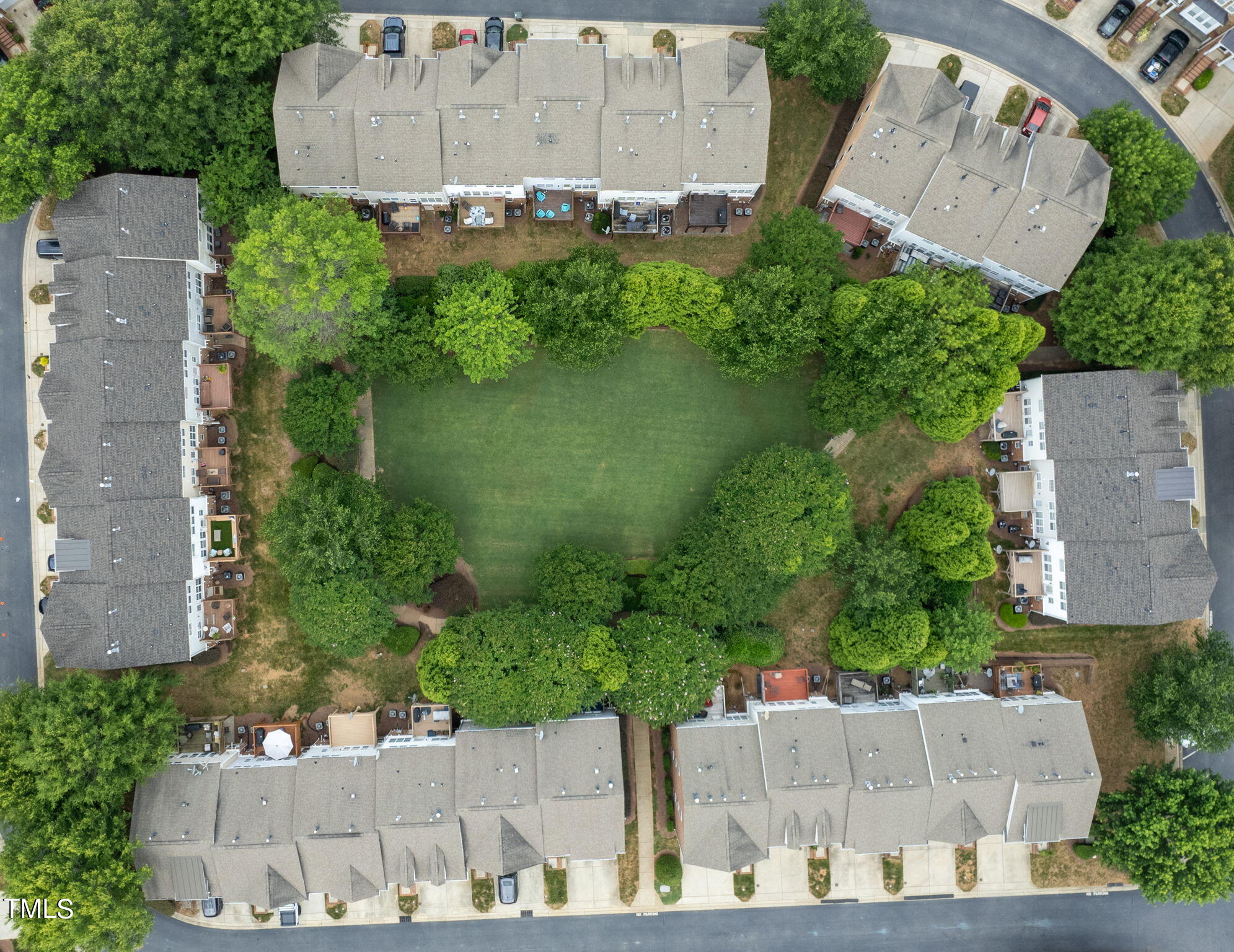 2617 Laurelcherry Street