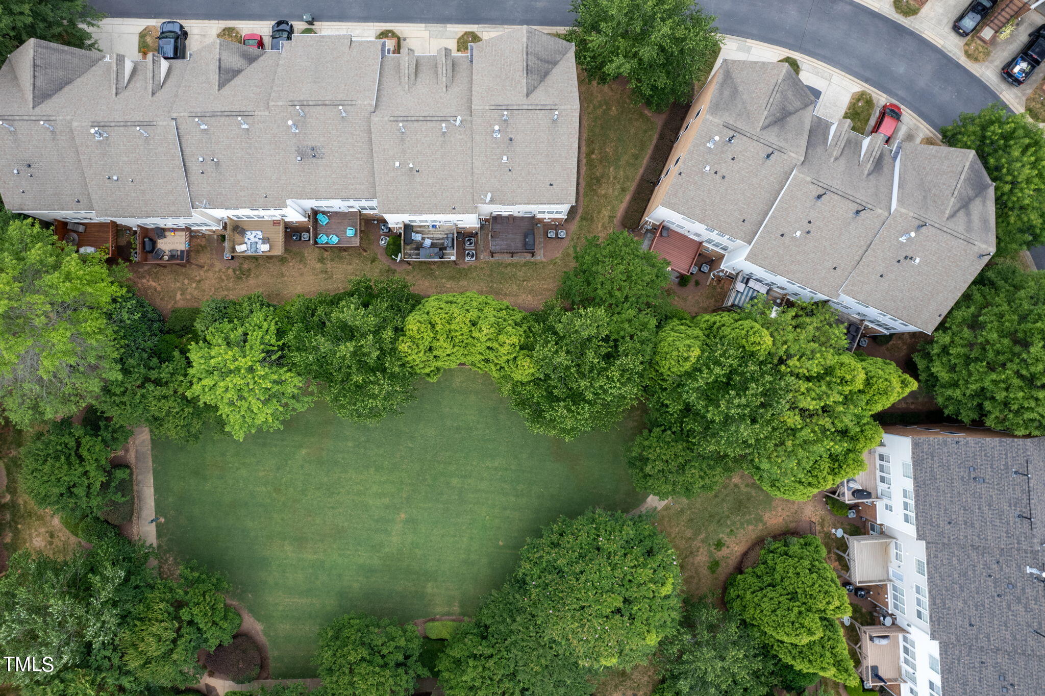 2617 Laurelcherry Street