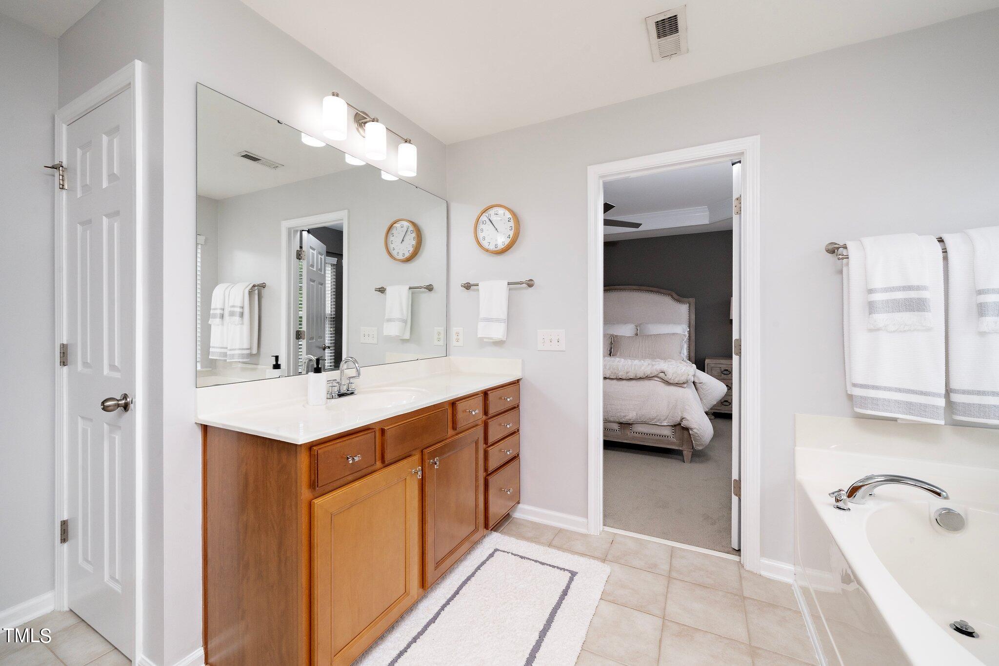 2617 Laurelcherry Street