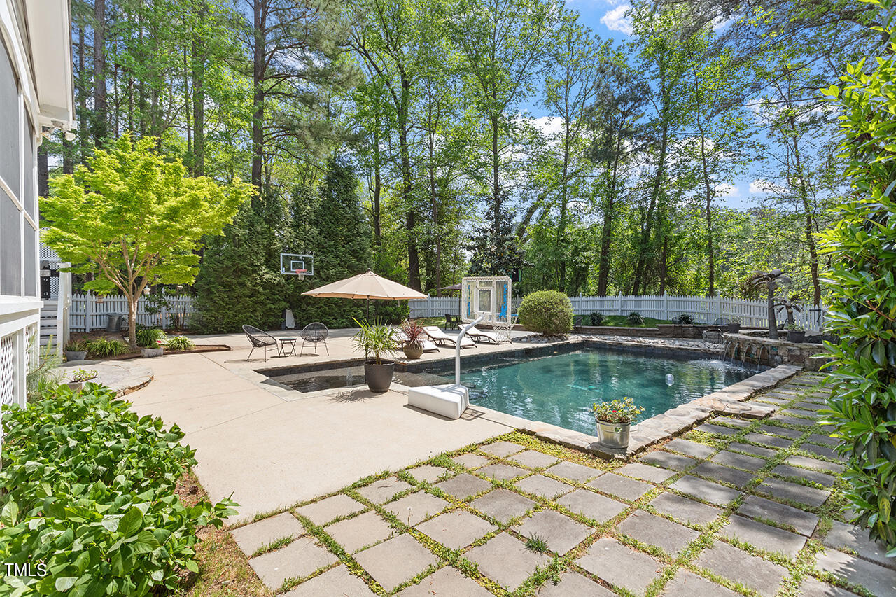 284 Elmcrest Drive