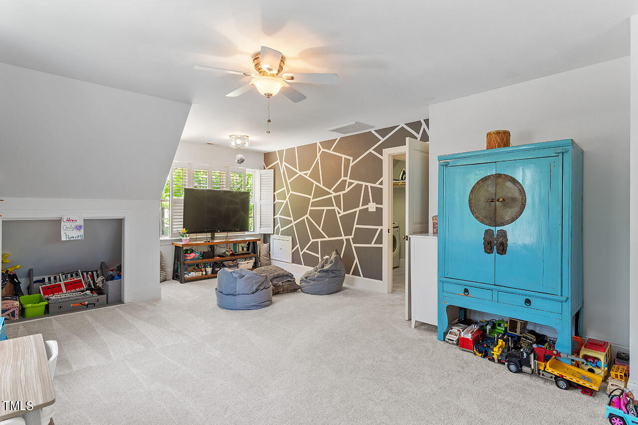 284 Elmcrest Drive