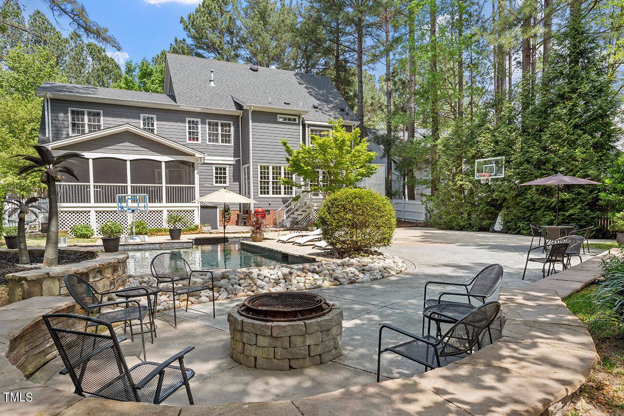 284 Elmcrest Drive