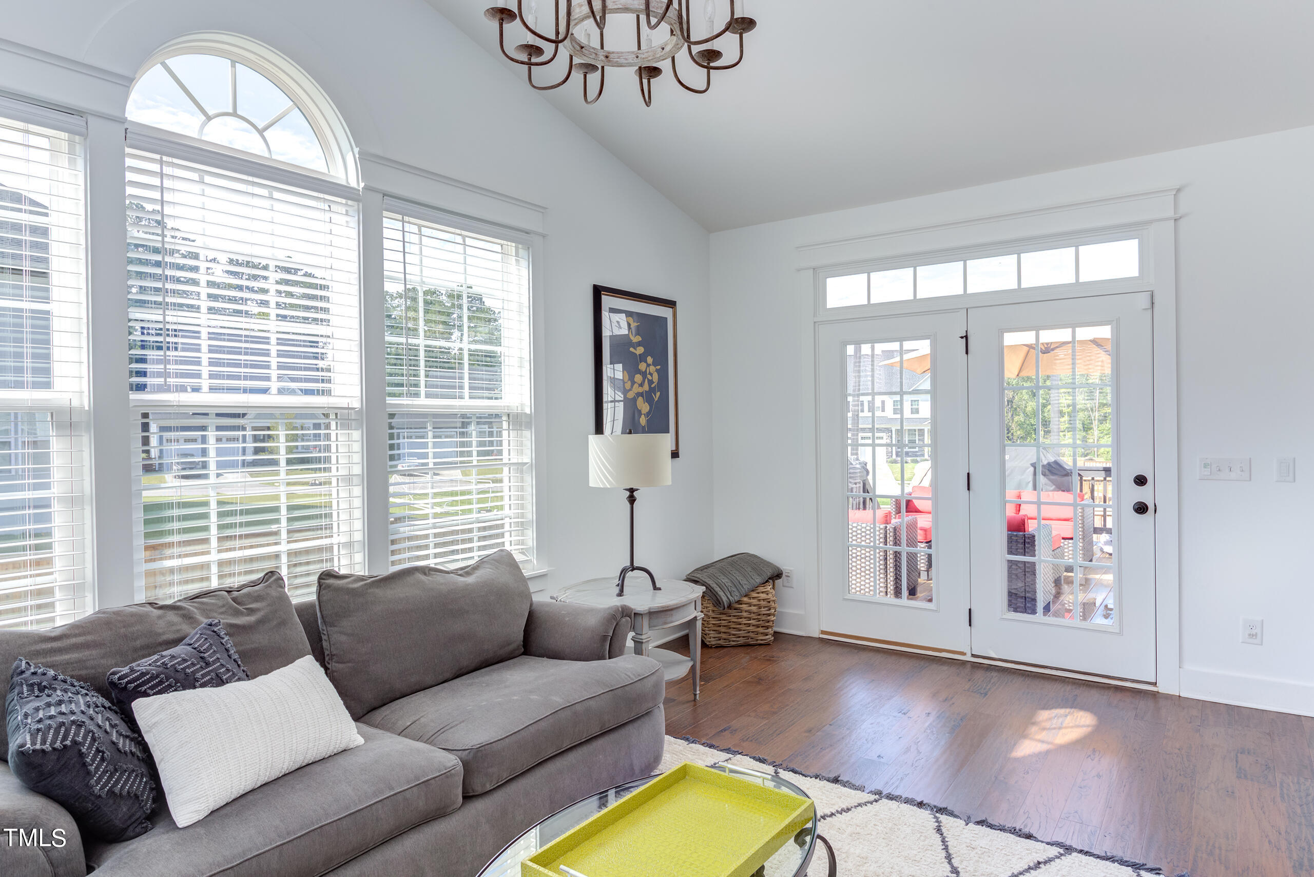 1119 Crested Jay Drive