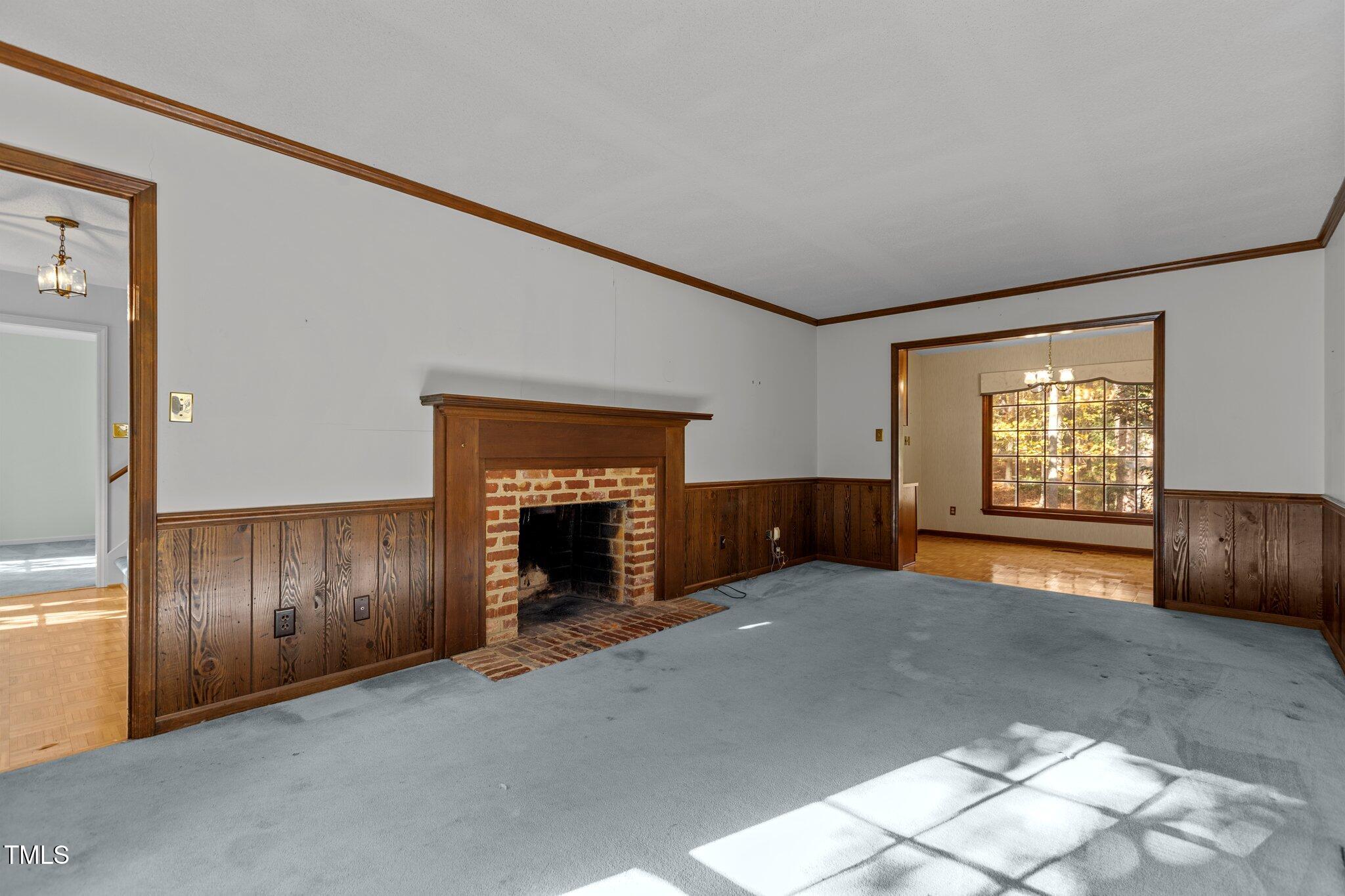 2438 Springview Trail