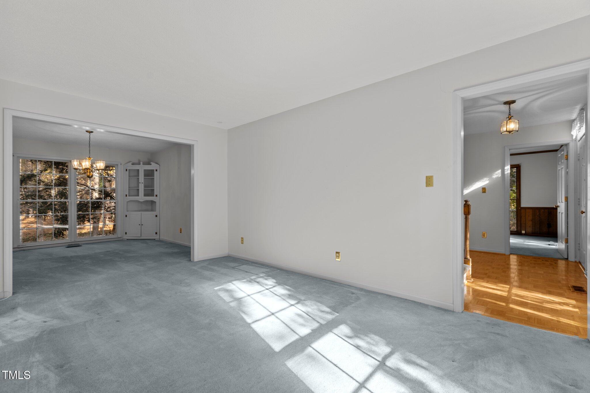 2438 Springview Trail