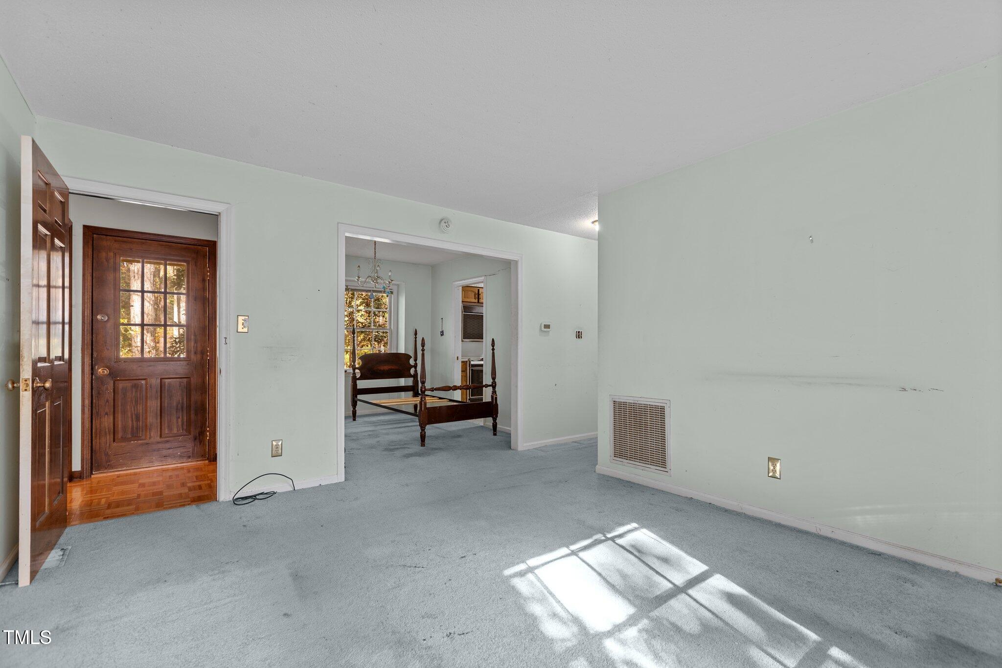 2438 Springview Trail