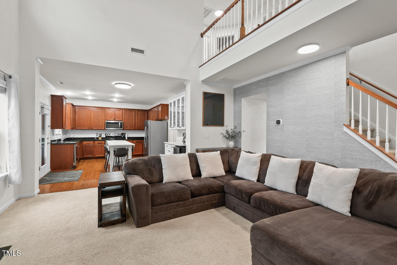 125 Windrush Lane