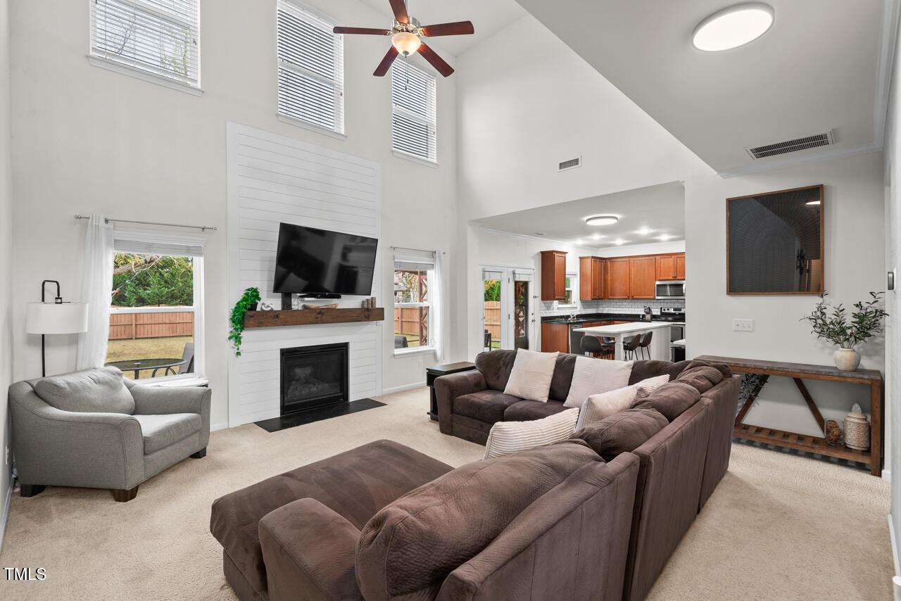 125 Windrush Lane