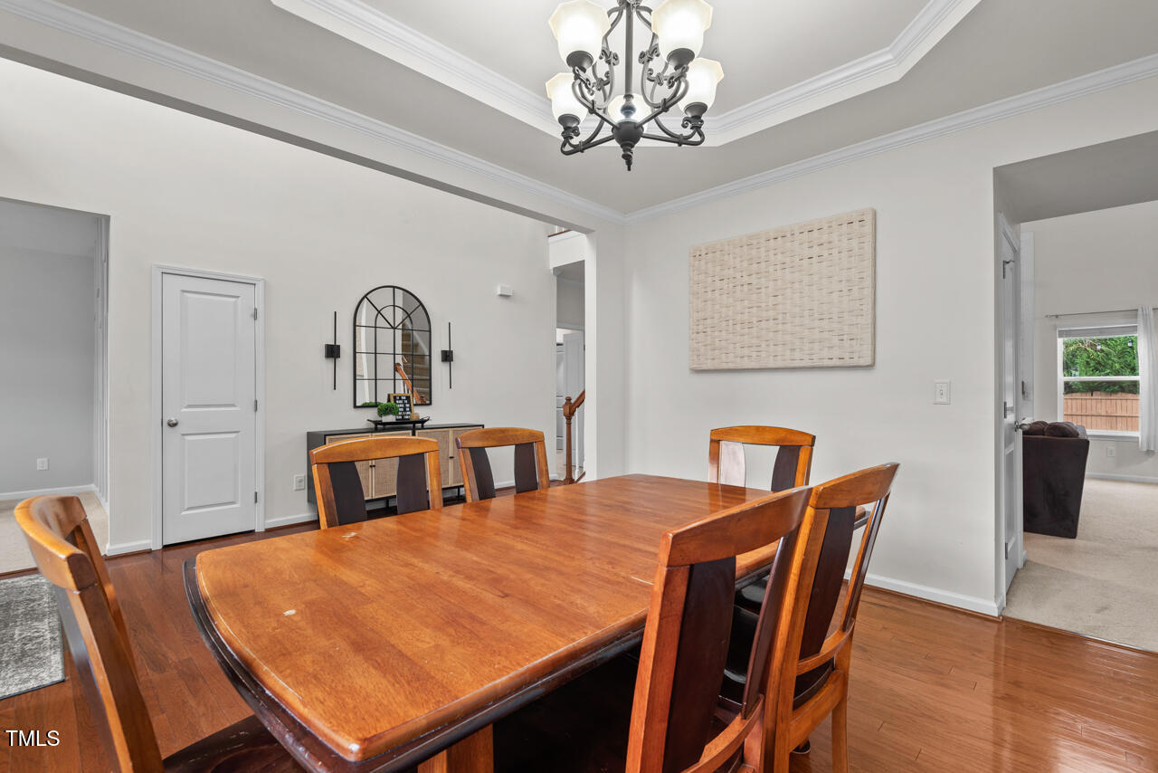 125 Windrush Lane