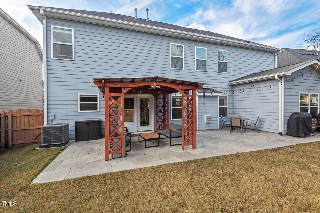125 Windrush Lane