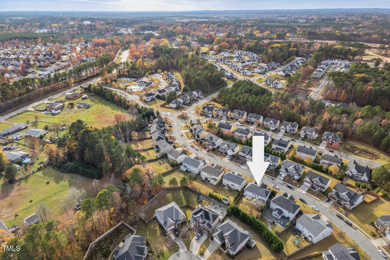125 Windrush Lane