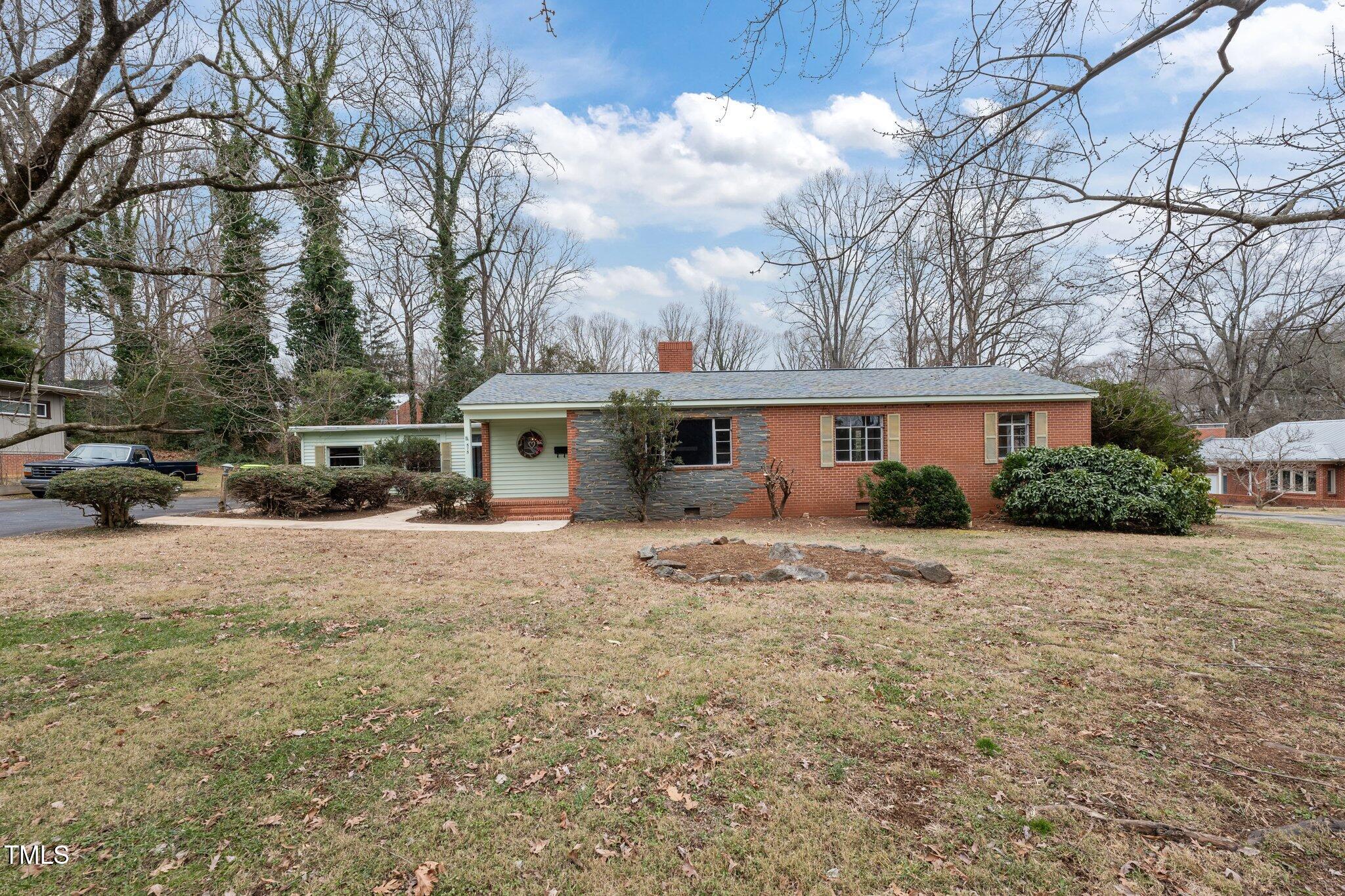 515 W Cardinal Street