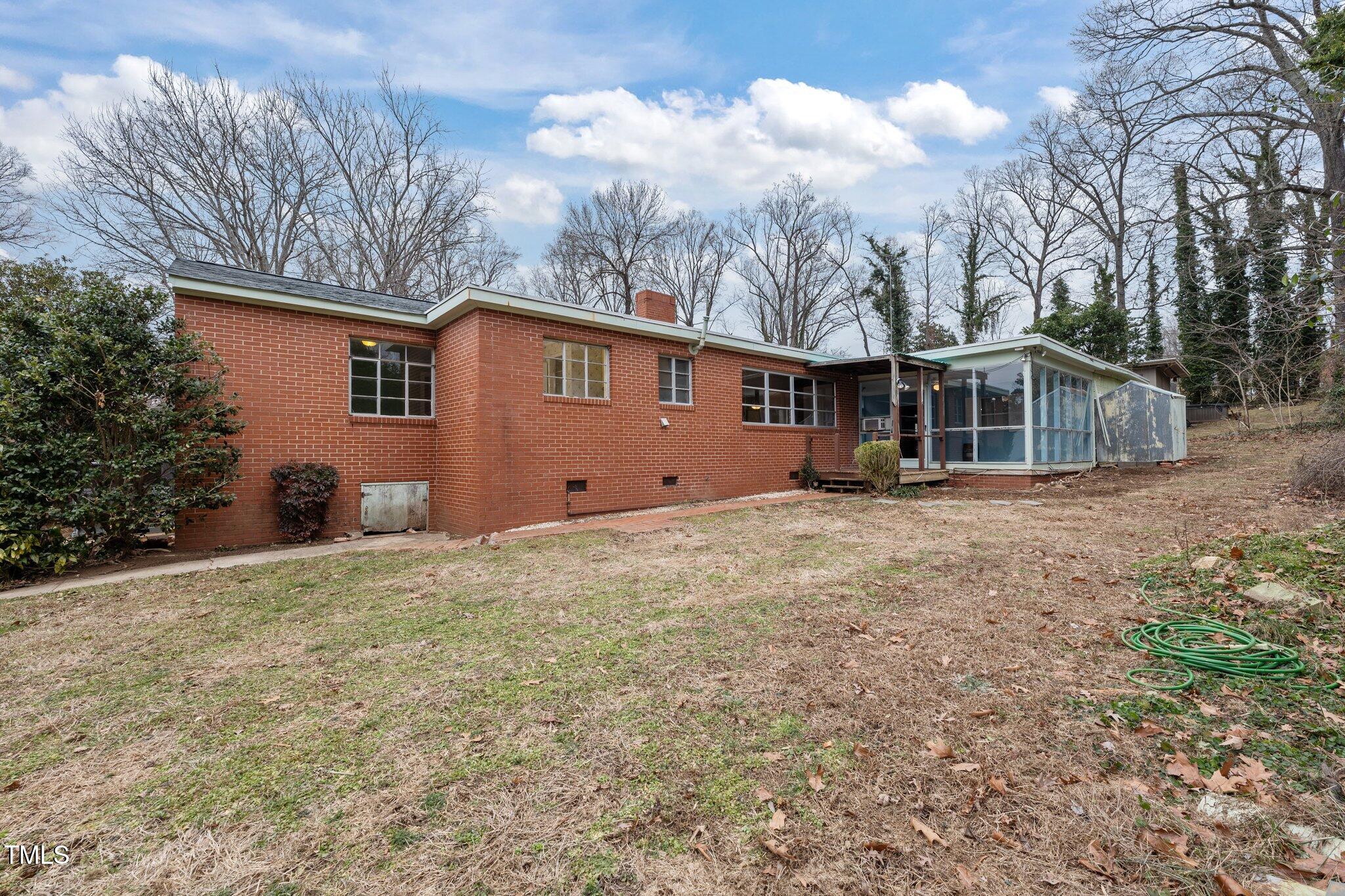 515 W Cardinal Street