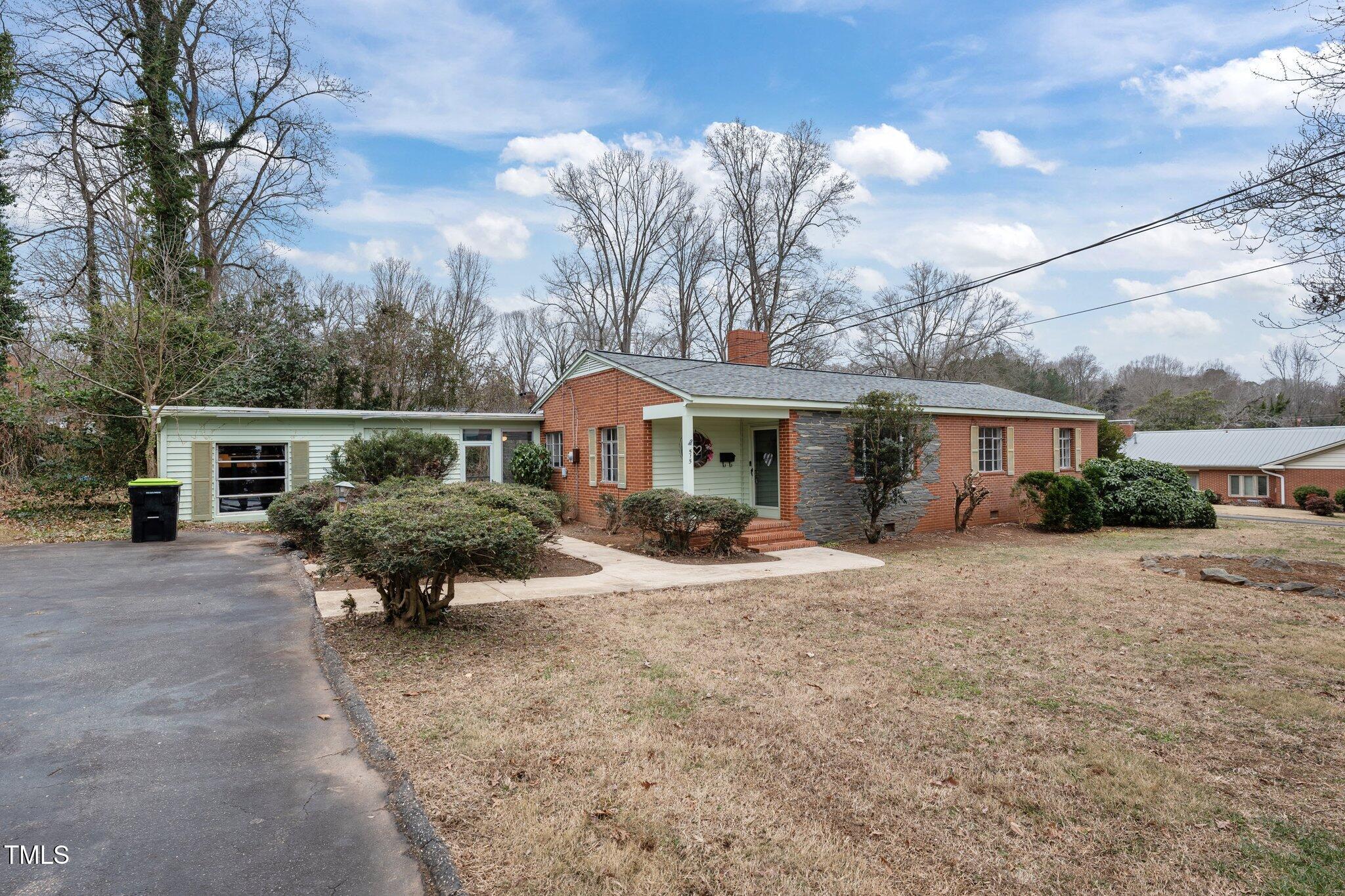 515 W Cardinal Street